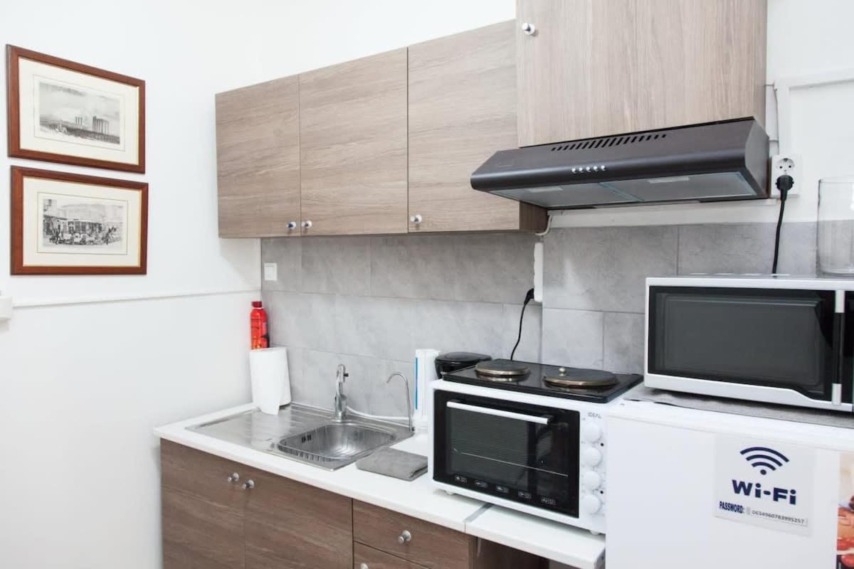 Cozy apartment near Stavros Niarchos Park
