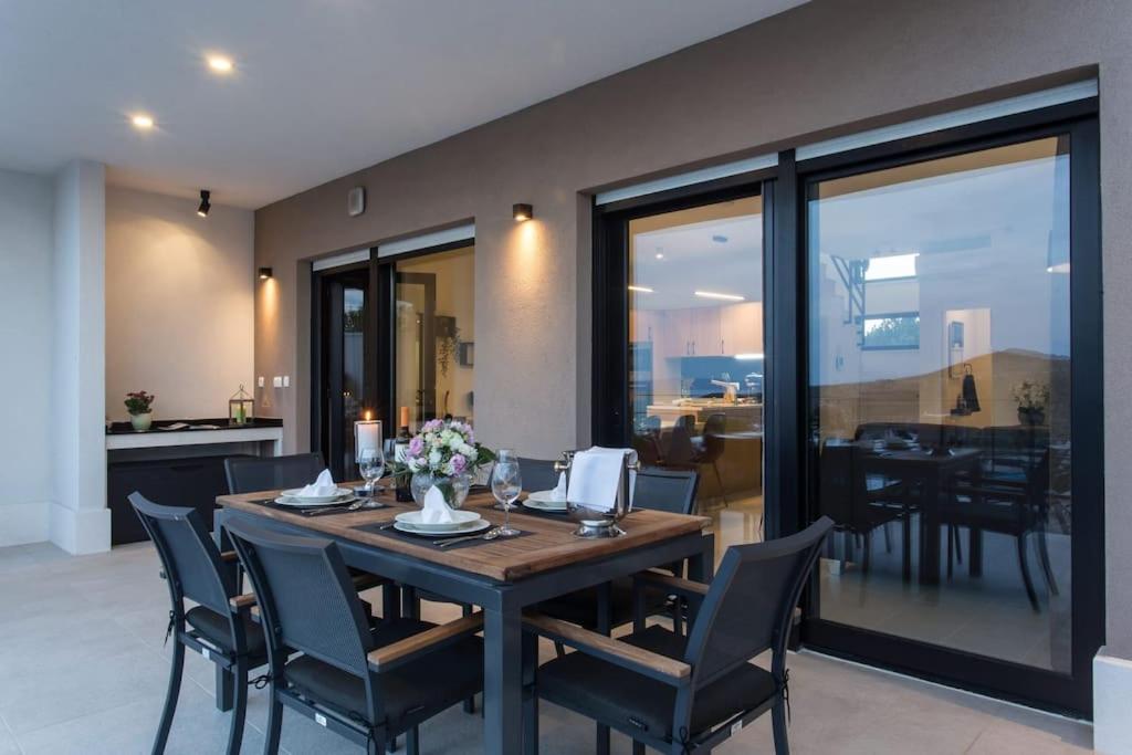 Villa Orange Tree villa with private Pool view 4