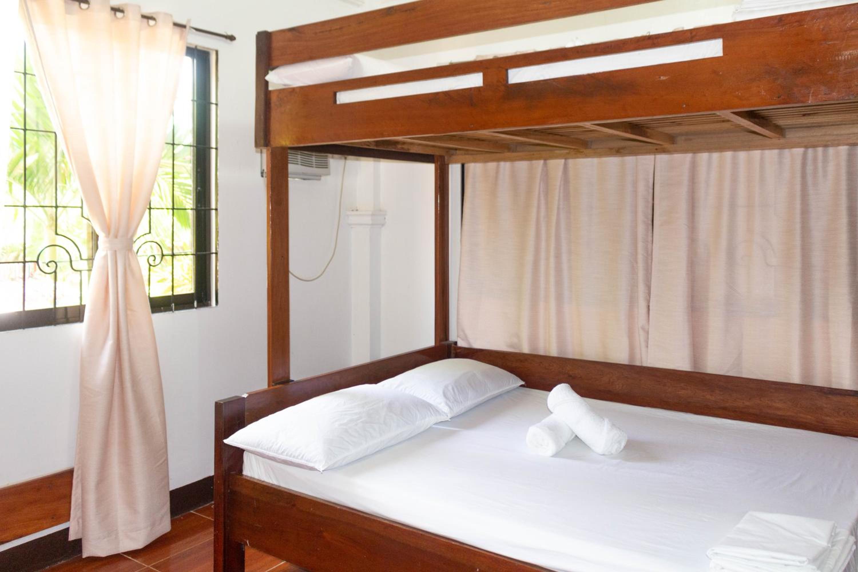Edward Patrecia Pension House Siargao