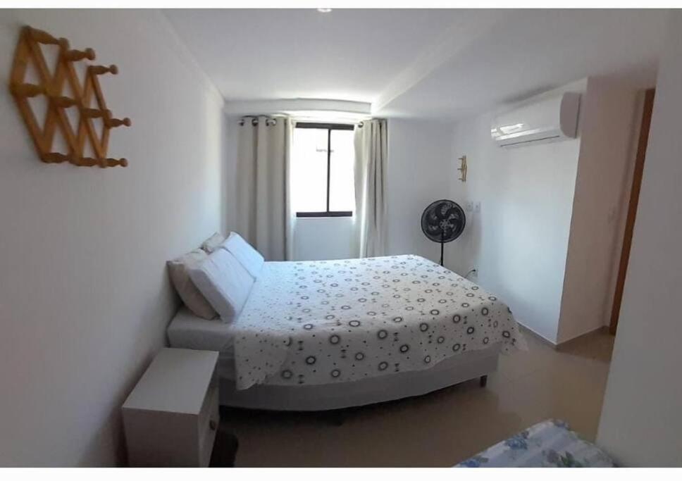 Lindo e confortável apartamento pertinho da praia