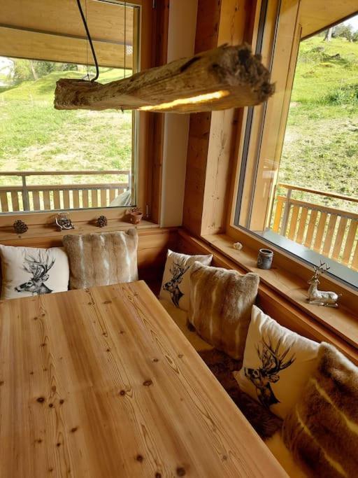 Luxusapartment im alpin-chic Stil mit Pistenzugang