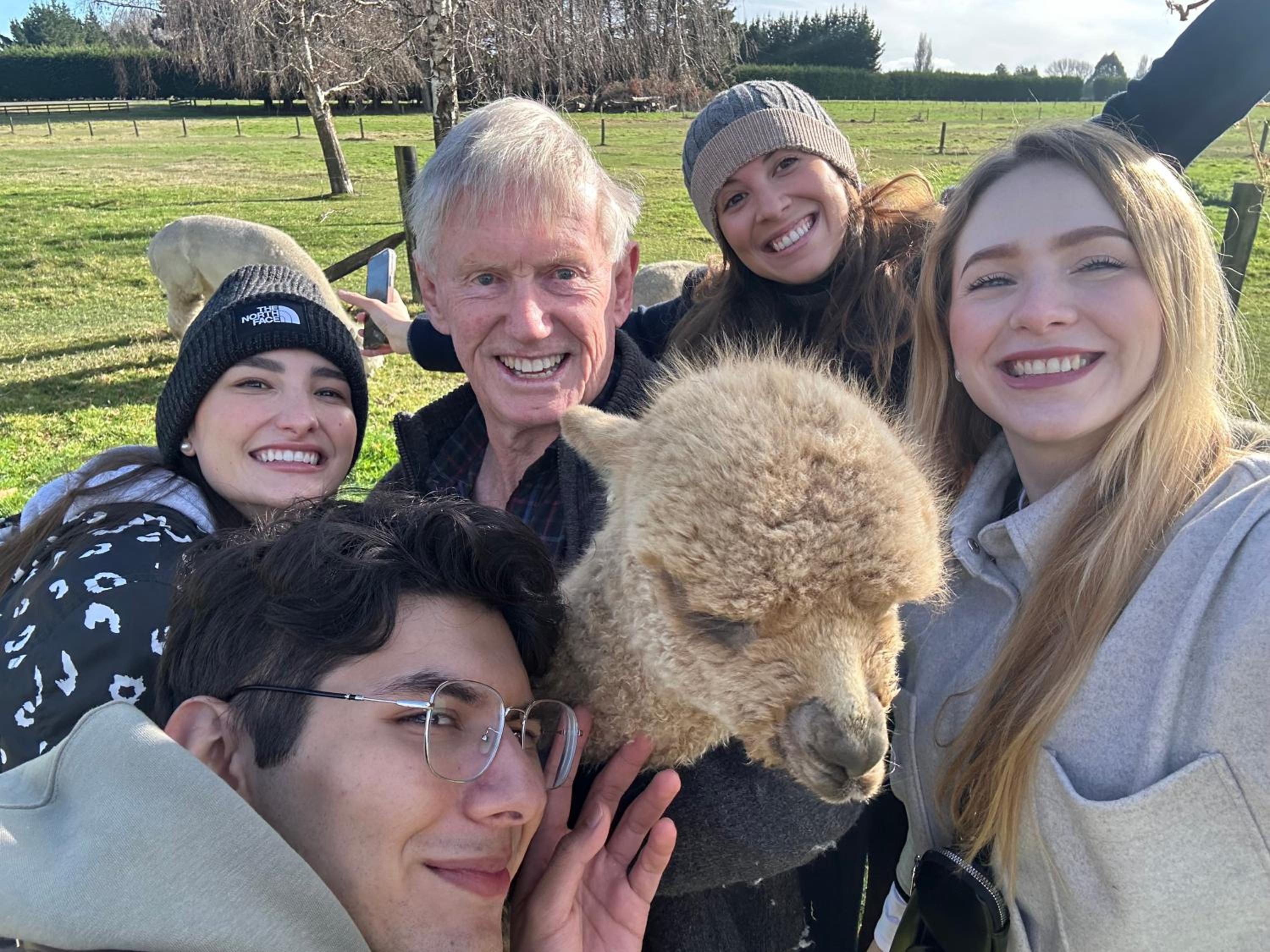 Silverstream Alpaca Farmstay & Tour