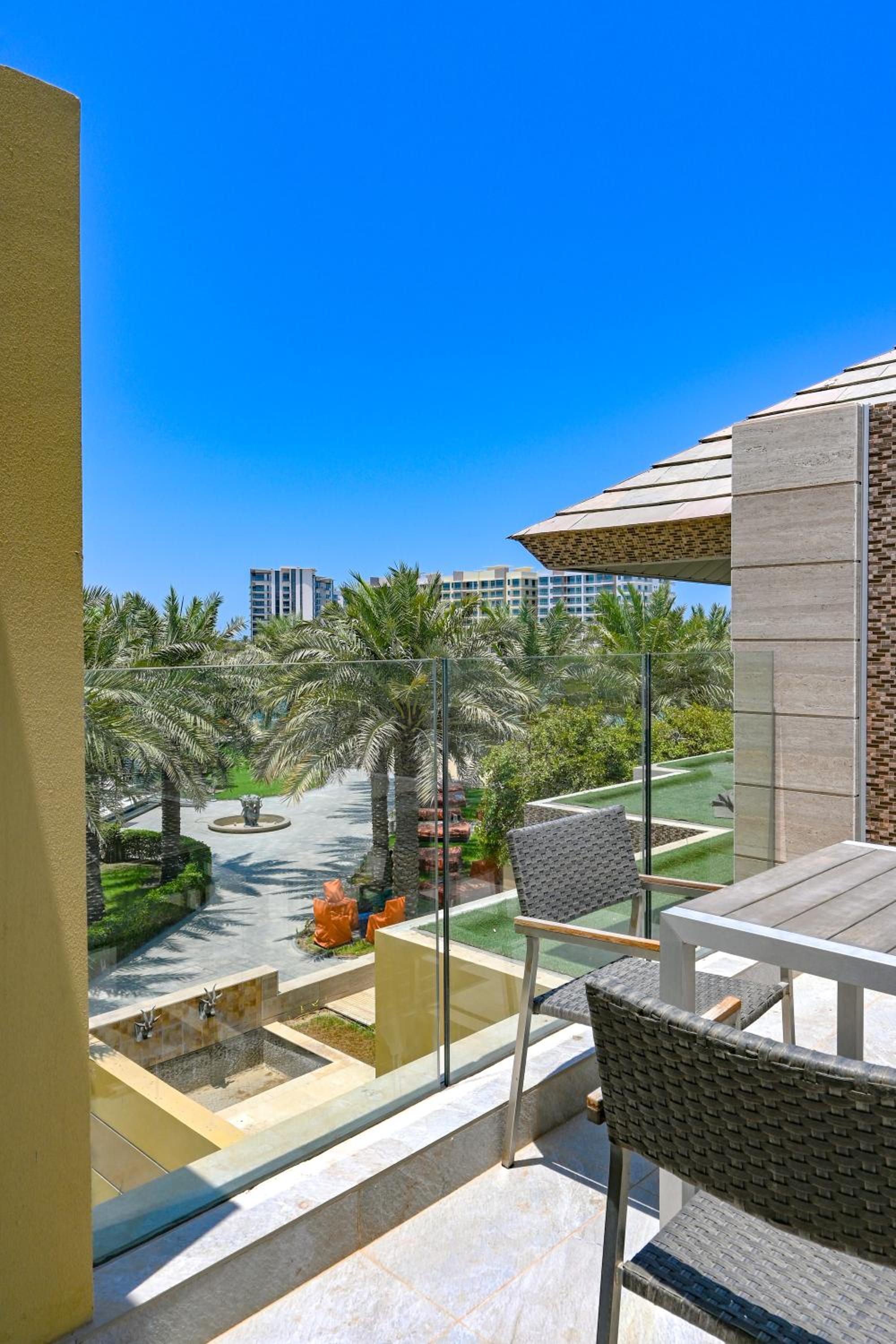 Palavra Resort