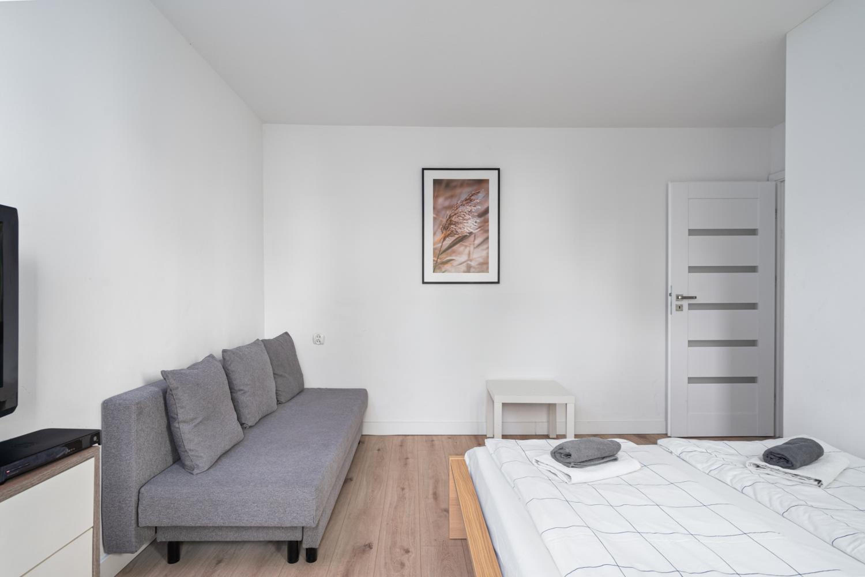 Golden Apartments- City Center - One Bedroom Apartment - Kredytowa