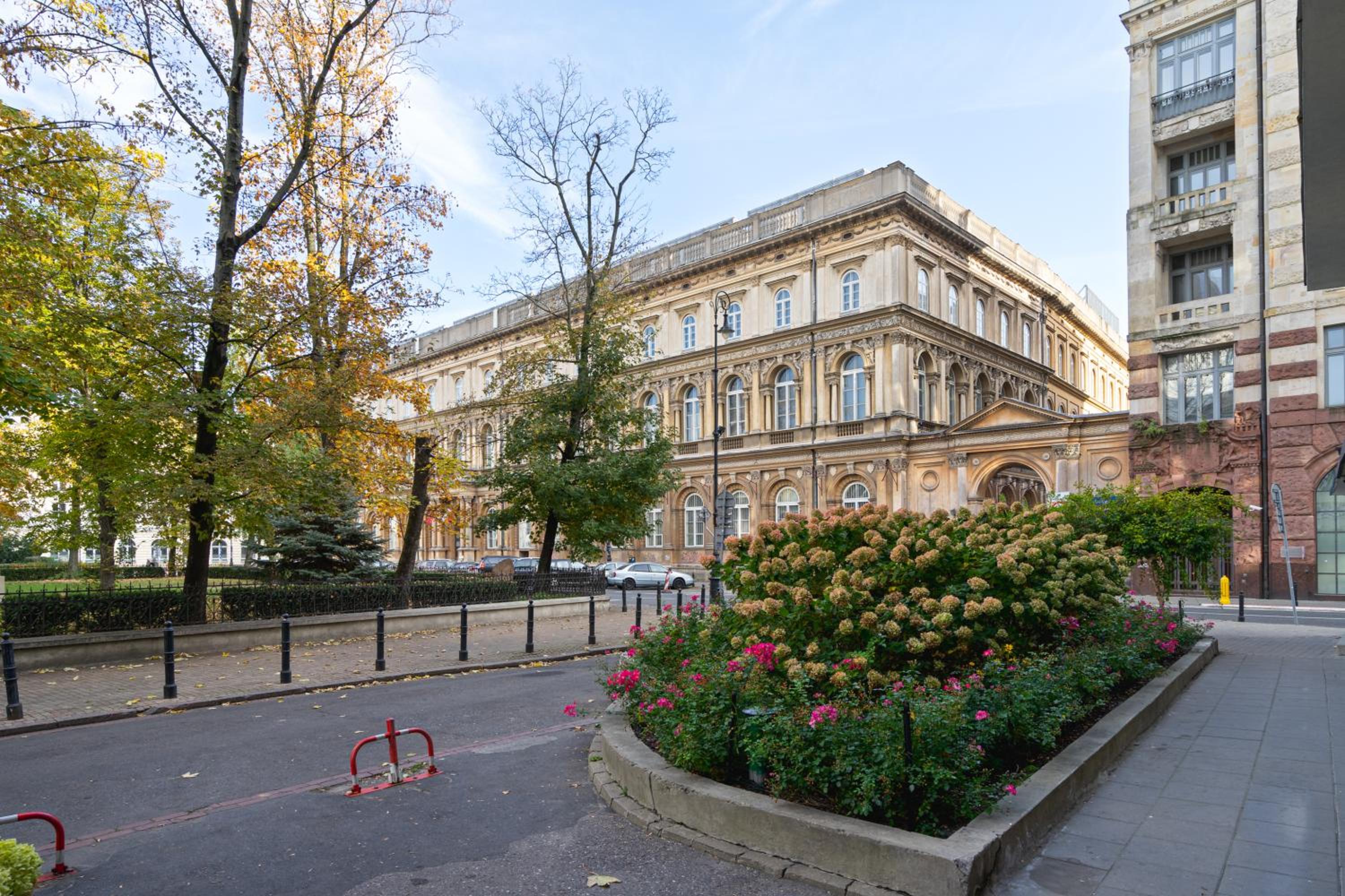 Golden Apartments- City Center - One Bedroom Apartment - Kredytowa