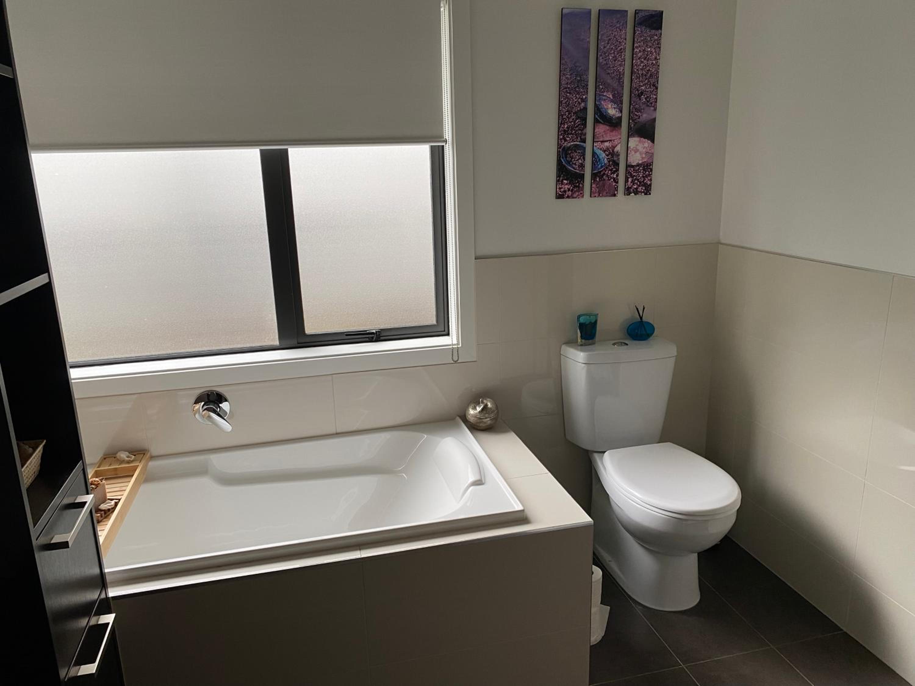 Ihimaera Suite 1 or 2 brm River Garden Cambridge with Complimentary Continental Breakfast