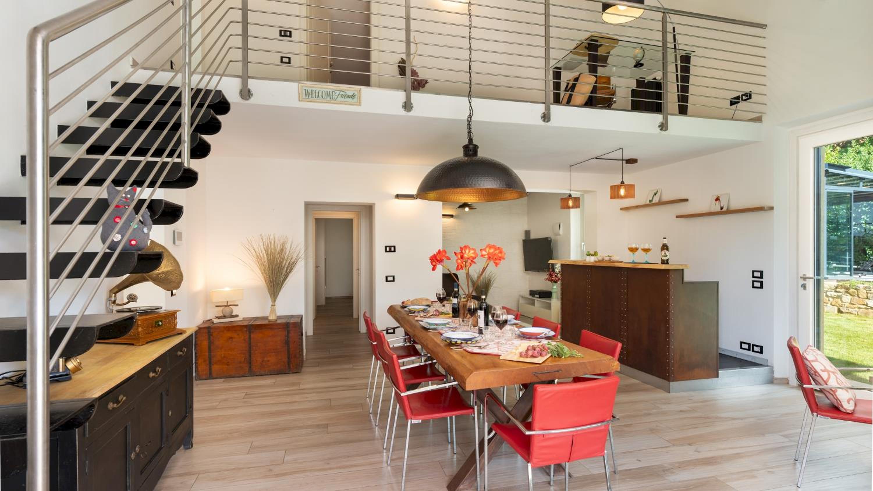 dining