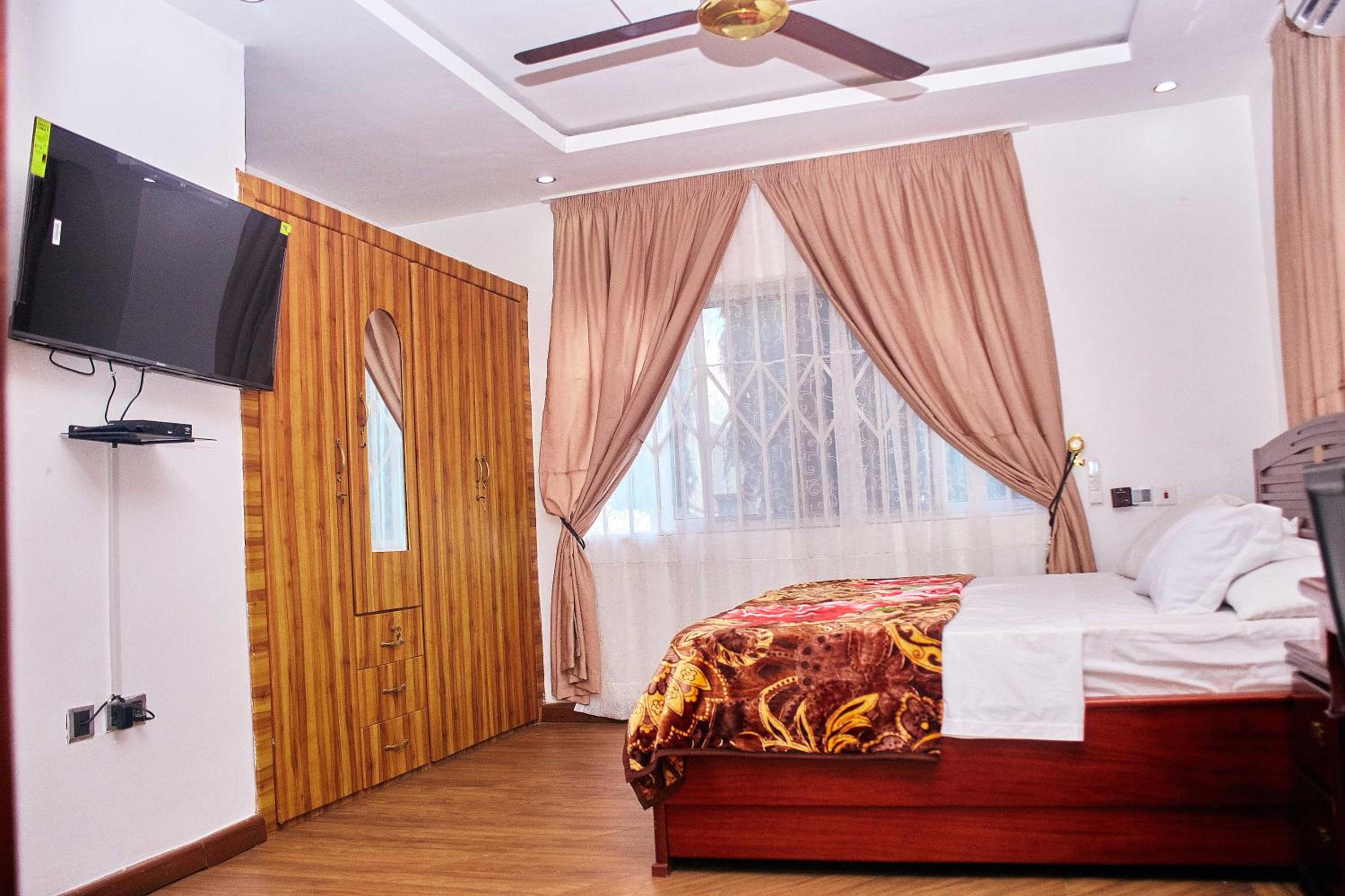 Kete lodge