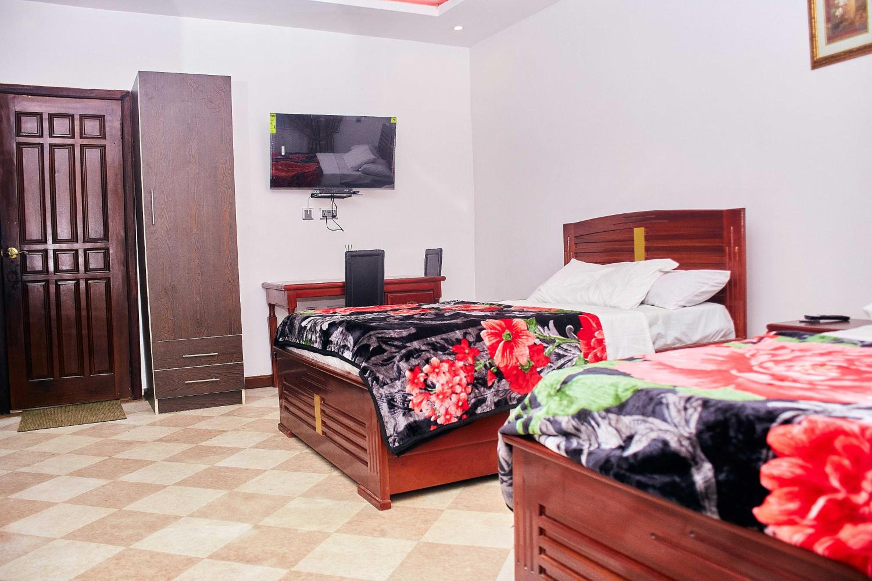 Kete lodge