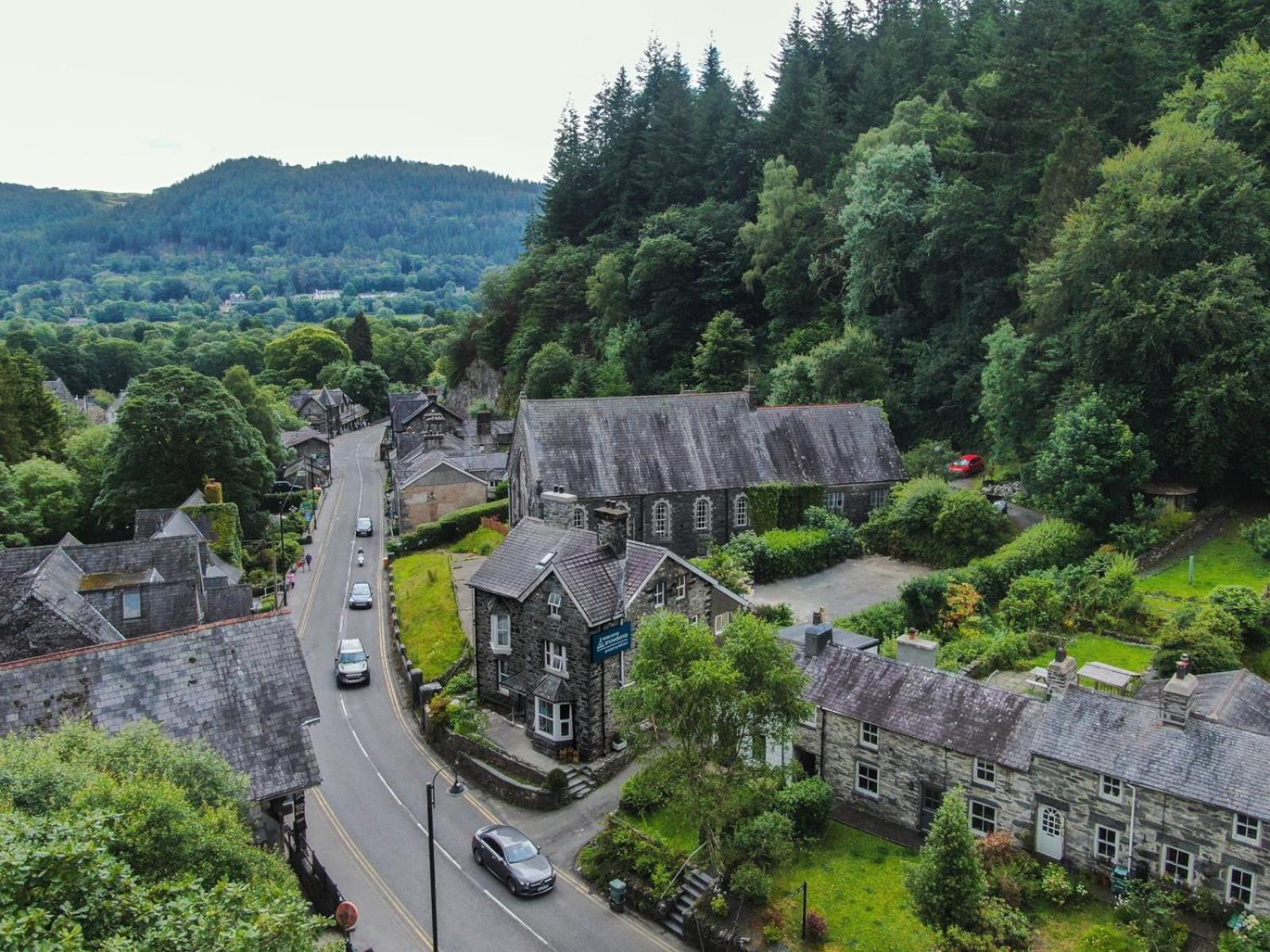Base Camp Snowdonia, Gwersyll Cyntaf Eryri view 3