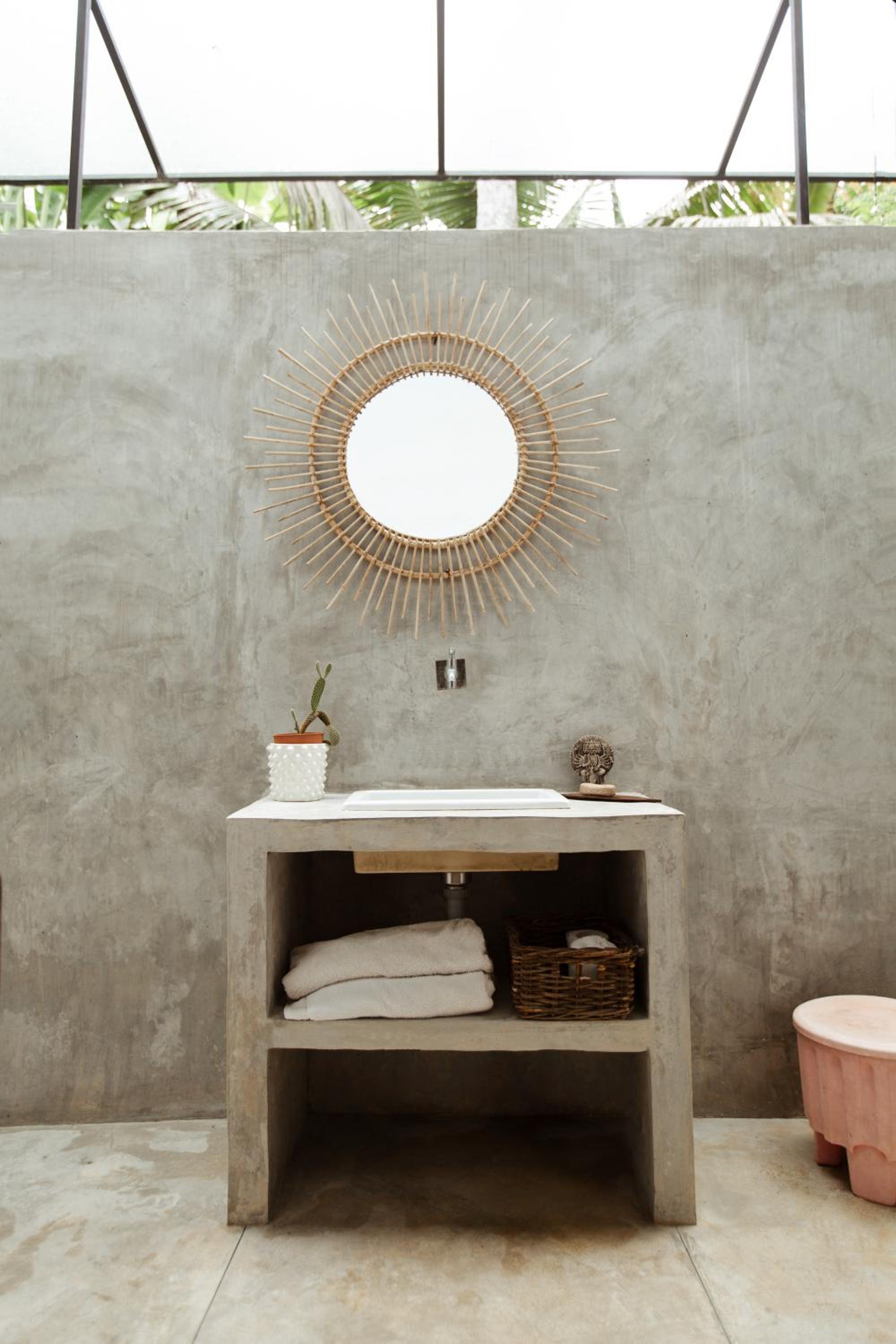 The Artist's Cottage Garden View Suite