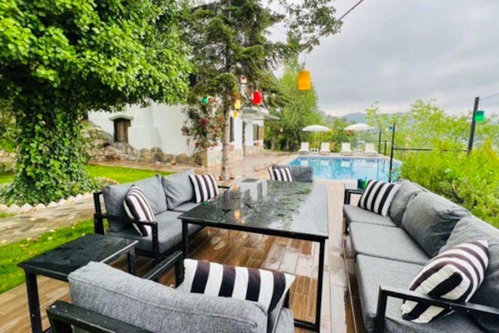 Mersin Özel Havuzlu Jakuzili Villa Sinap view 5