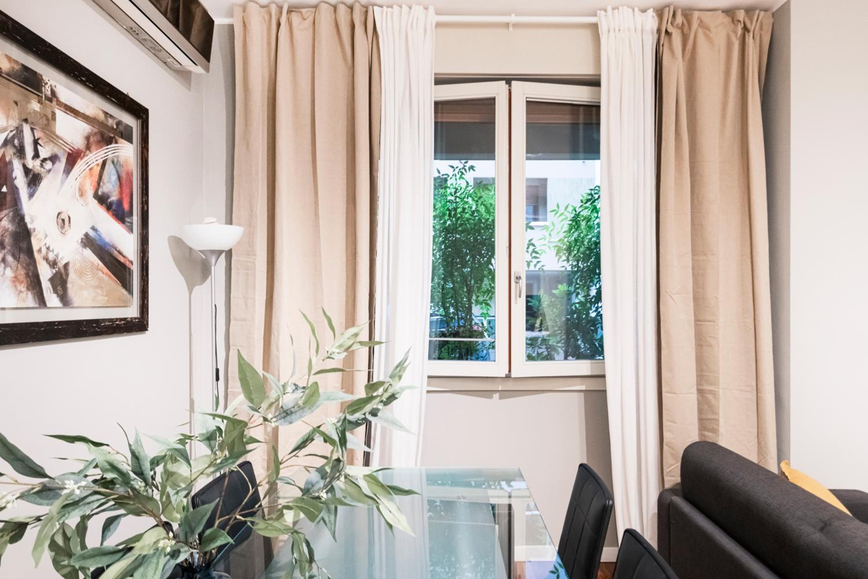 Easylife - Milano - Gregorio 43 D- Porta Venezia