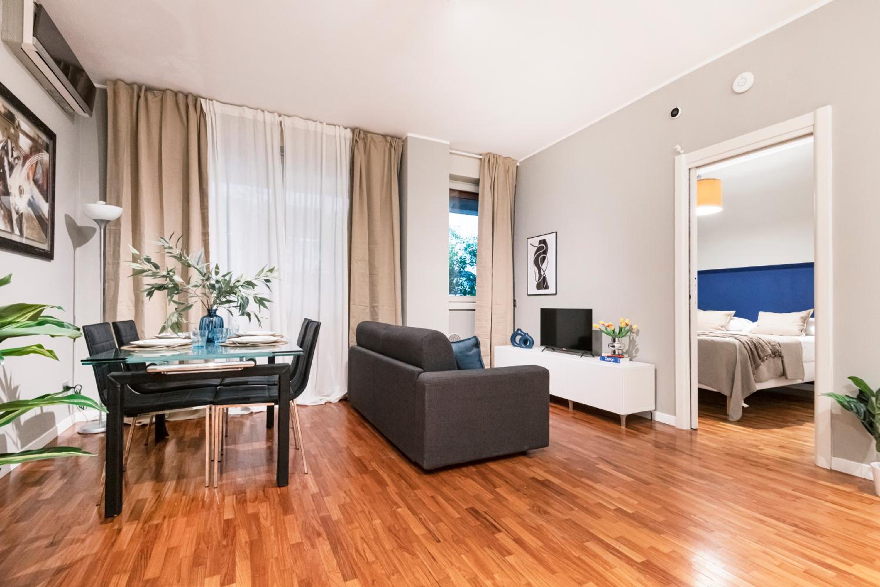 Easylife - Milano - Gregorio 43 D- Porta Venezia
