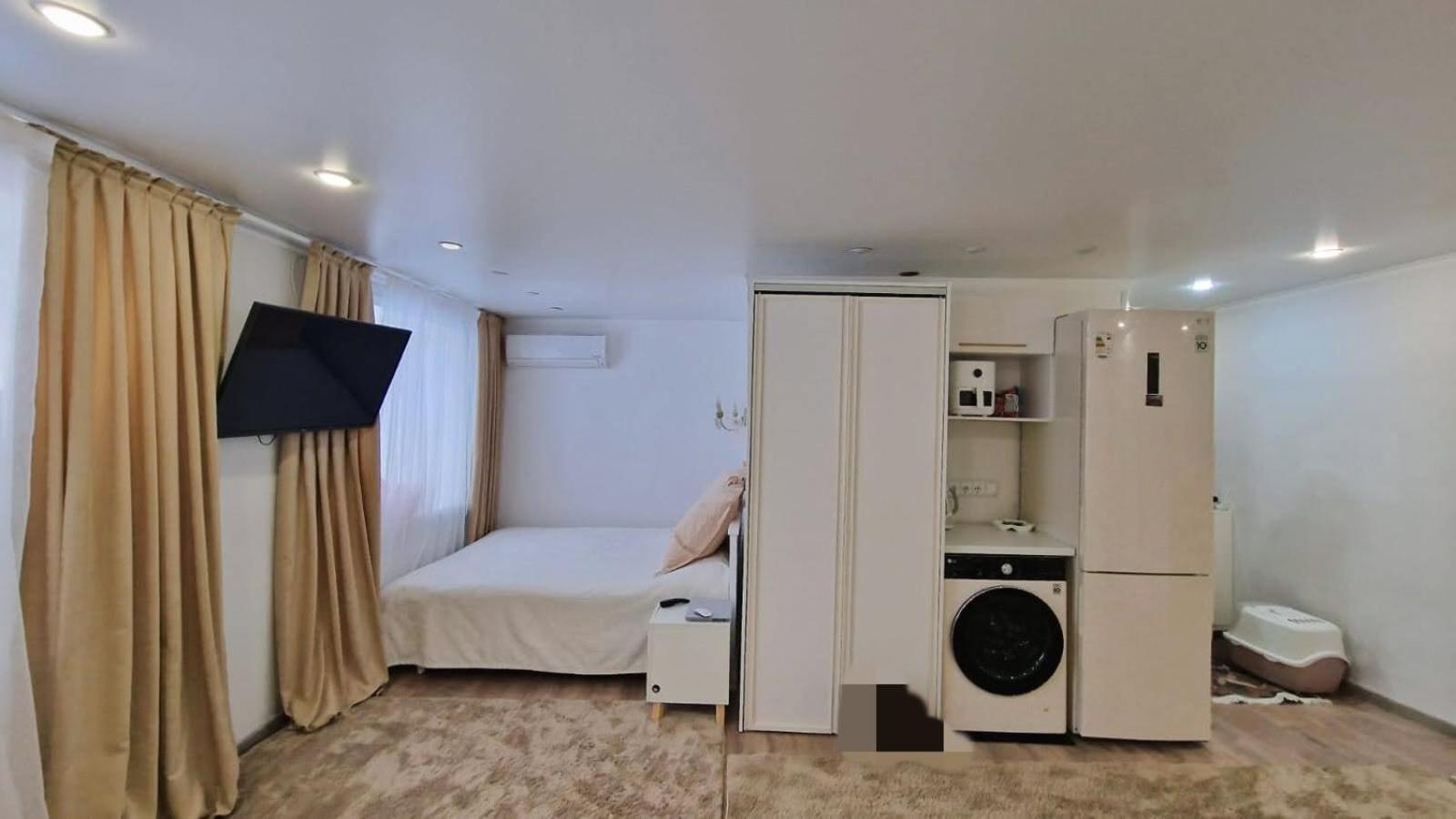 Luxury on Gogol