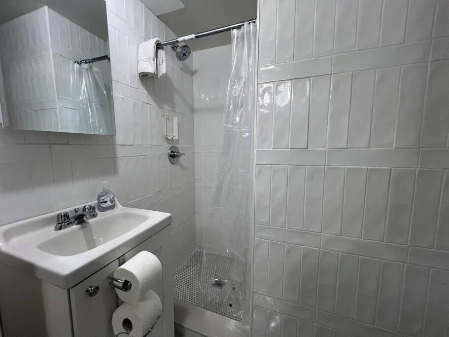 2BD 2BA UWS Oasis