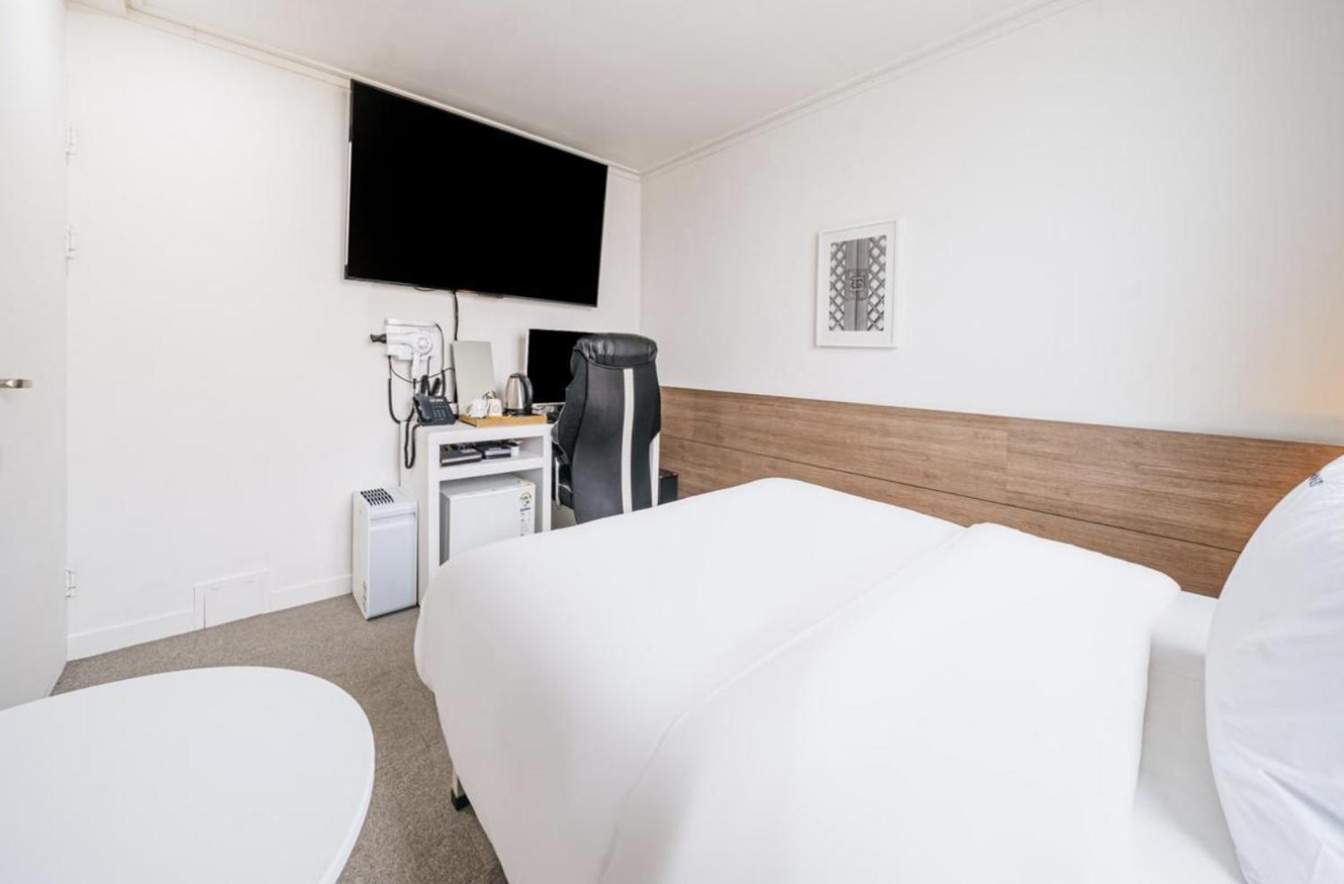Gaon J Stay Hotel