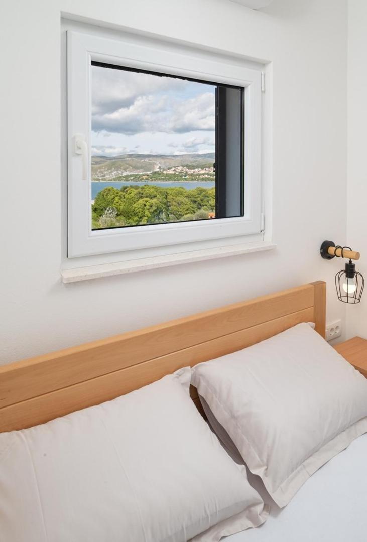 Luxury Villa Jakov with pool view 5