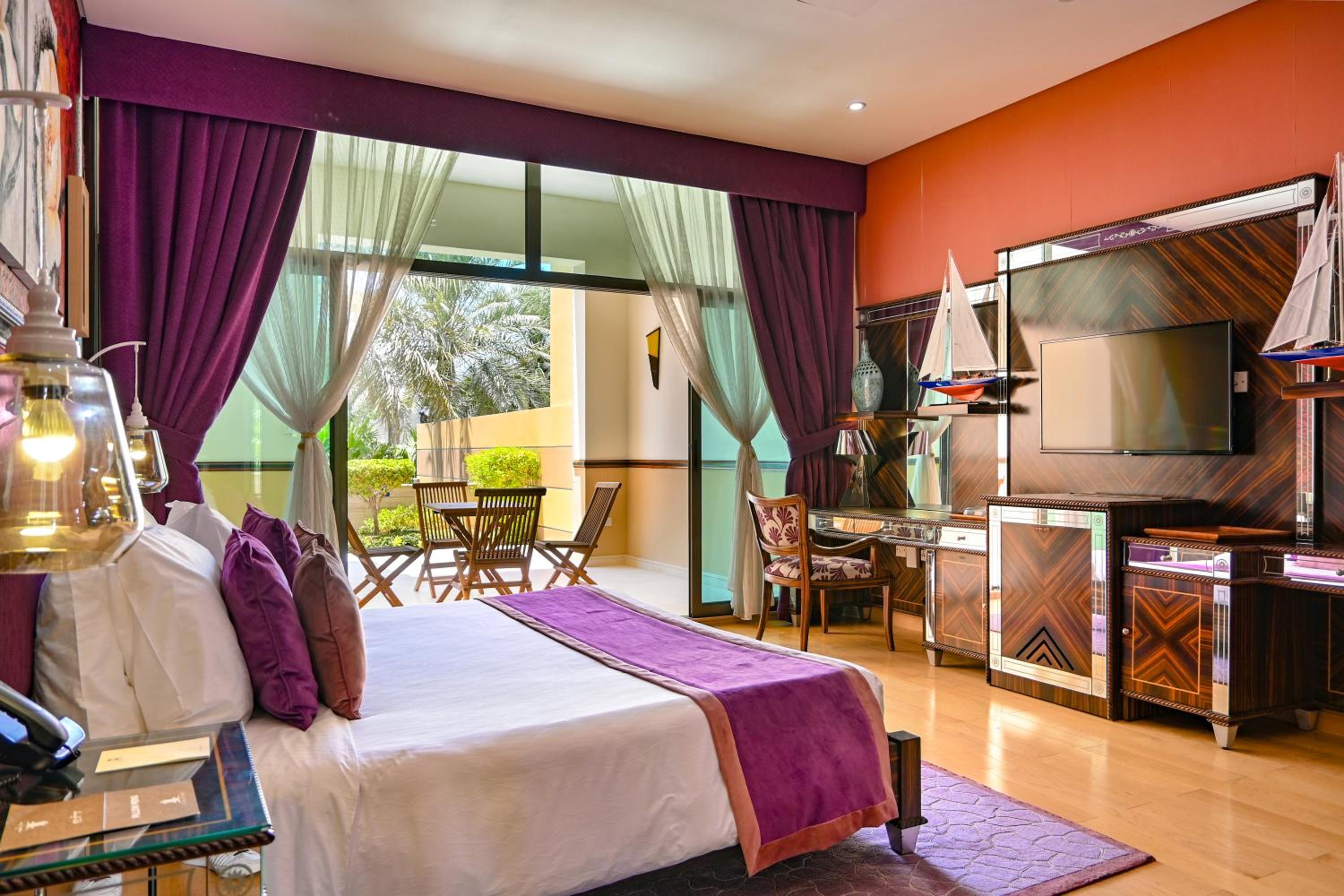 Palavra Resort