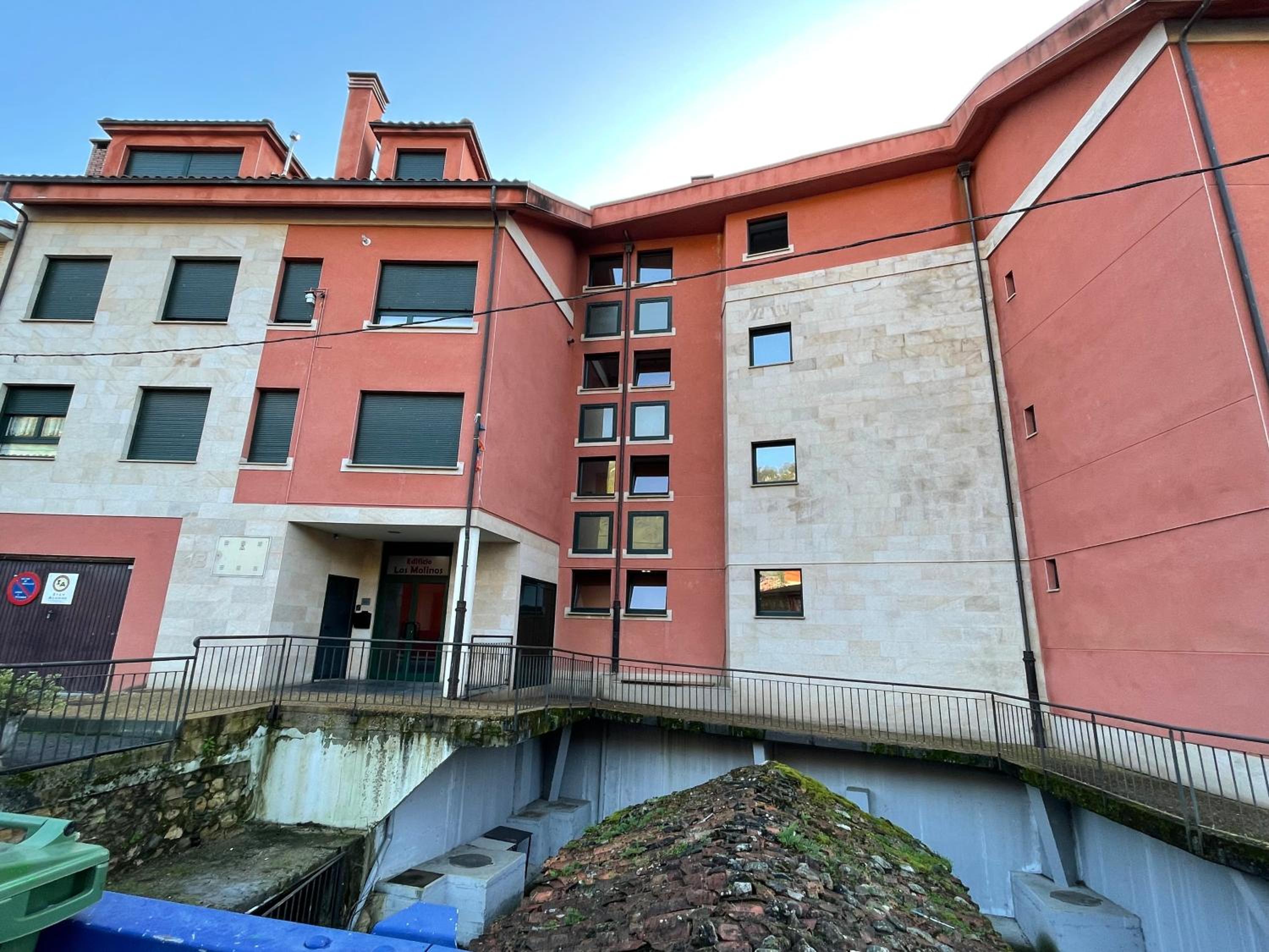 La Cuenca, Edificio Los Molinos view 2