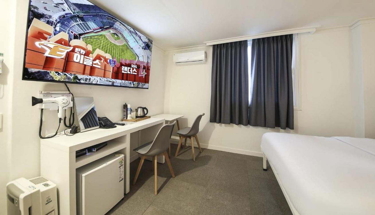 Gaon J Stay Hotel