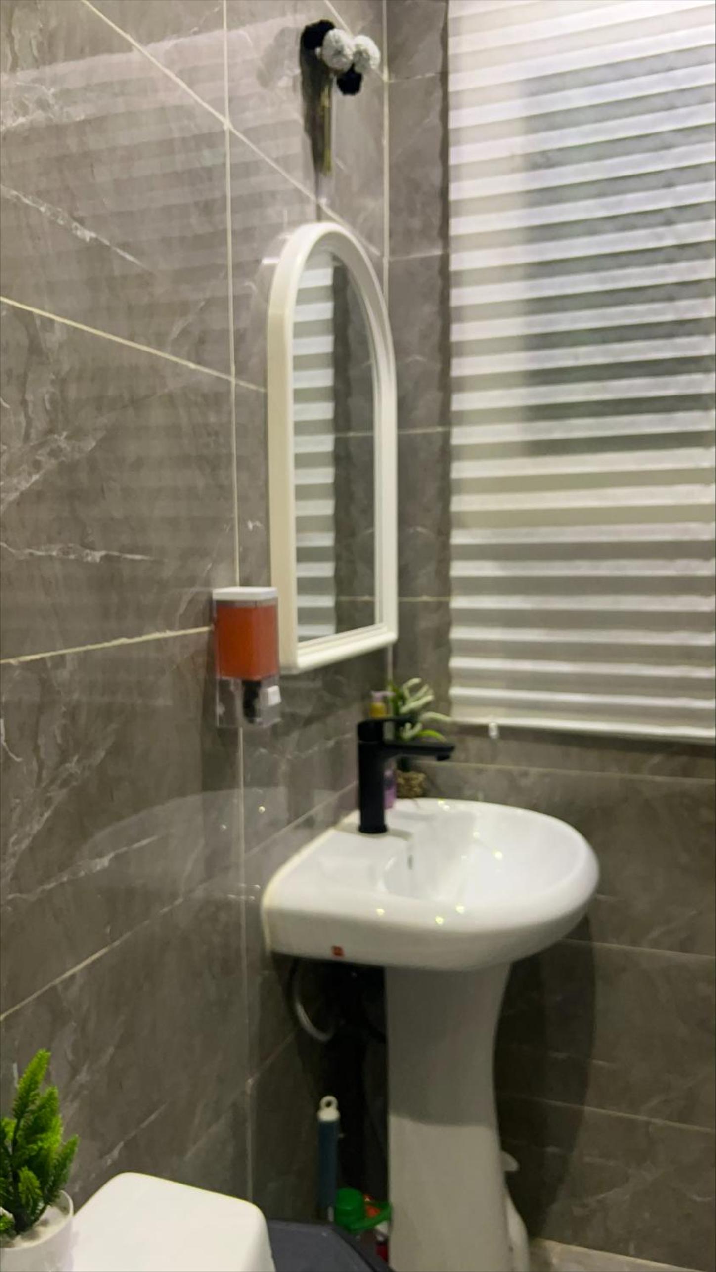 Stylish Unit in a Strategic Location