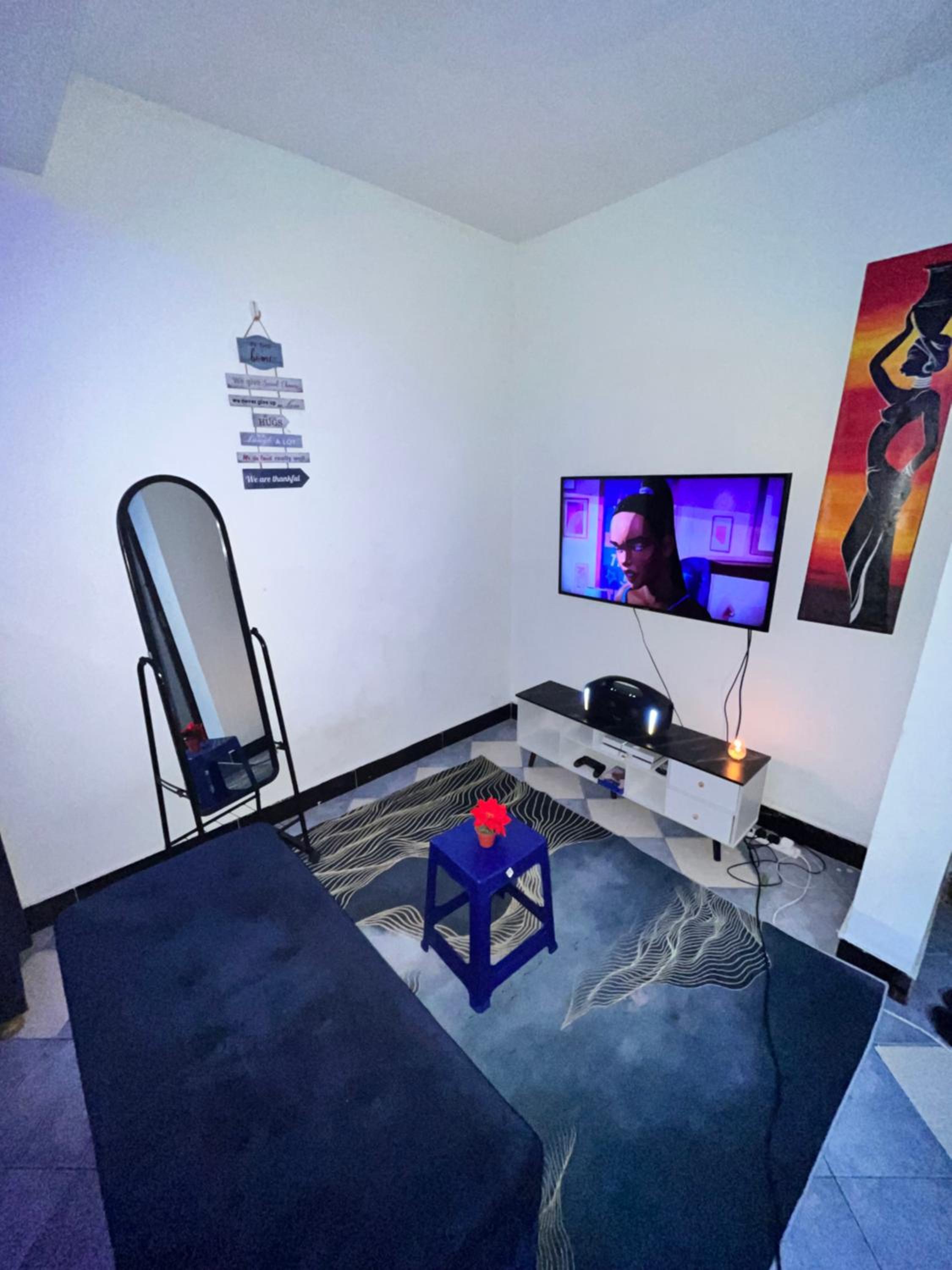 City Charms Studio Apartment