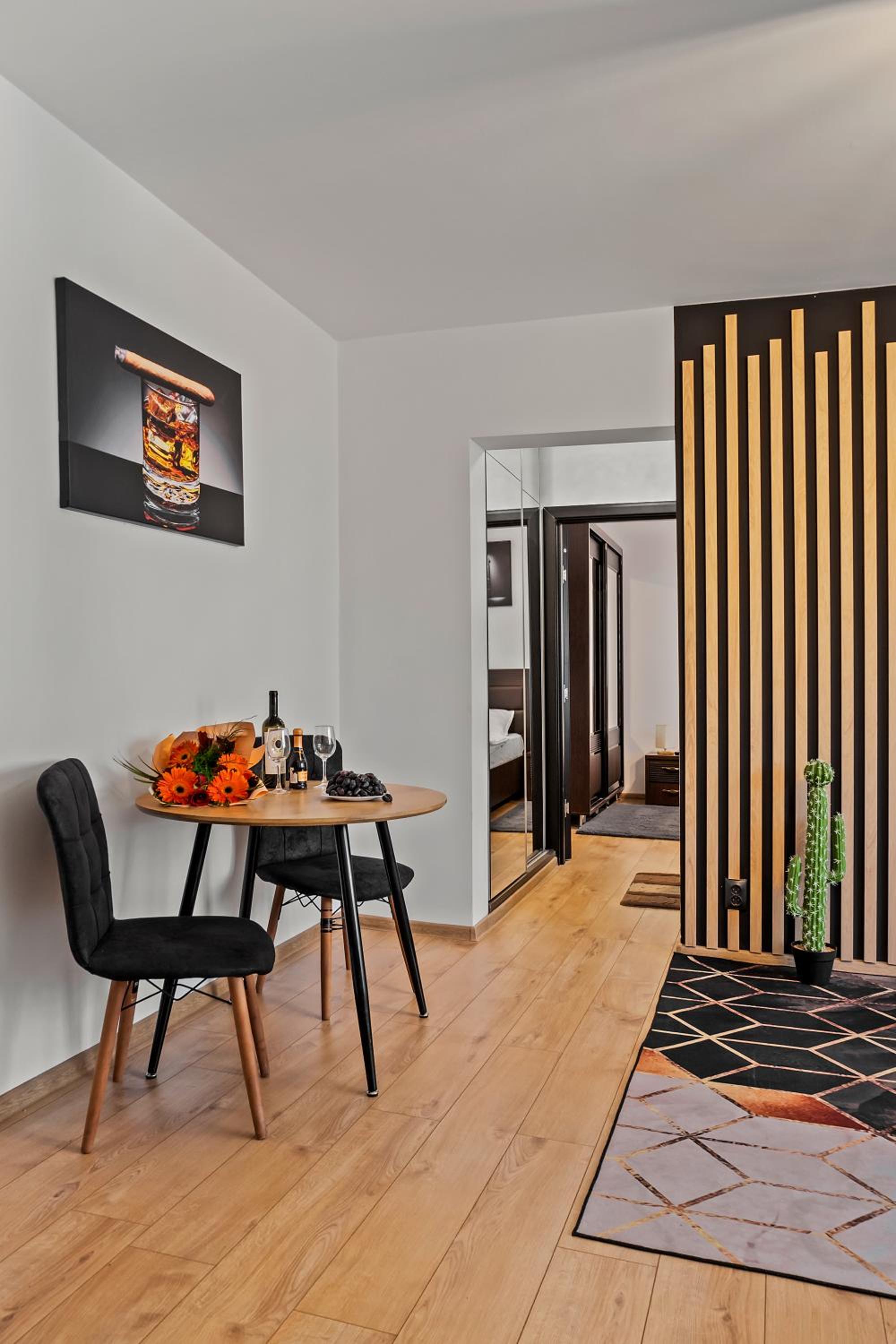 Apartament de LUX Drumul Taberei view 5