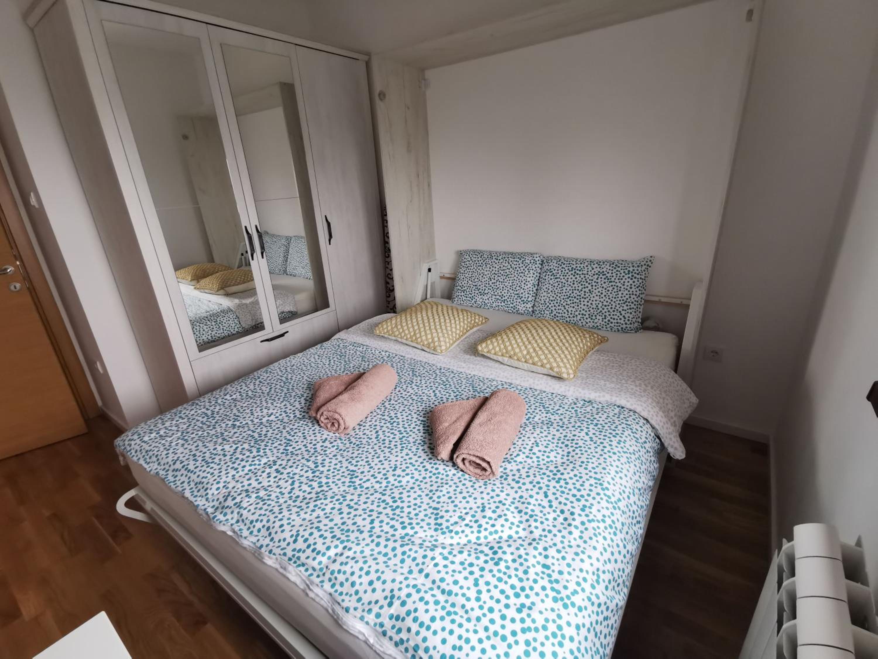 Apartman Čolović, planina Tara, Kaluđerske Bare - Mir, tišina i pogled na šumu view 3
