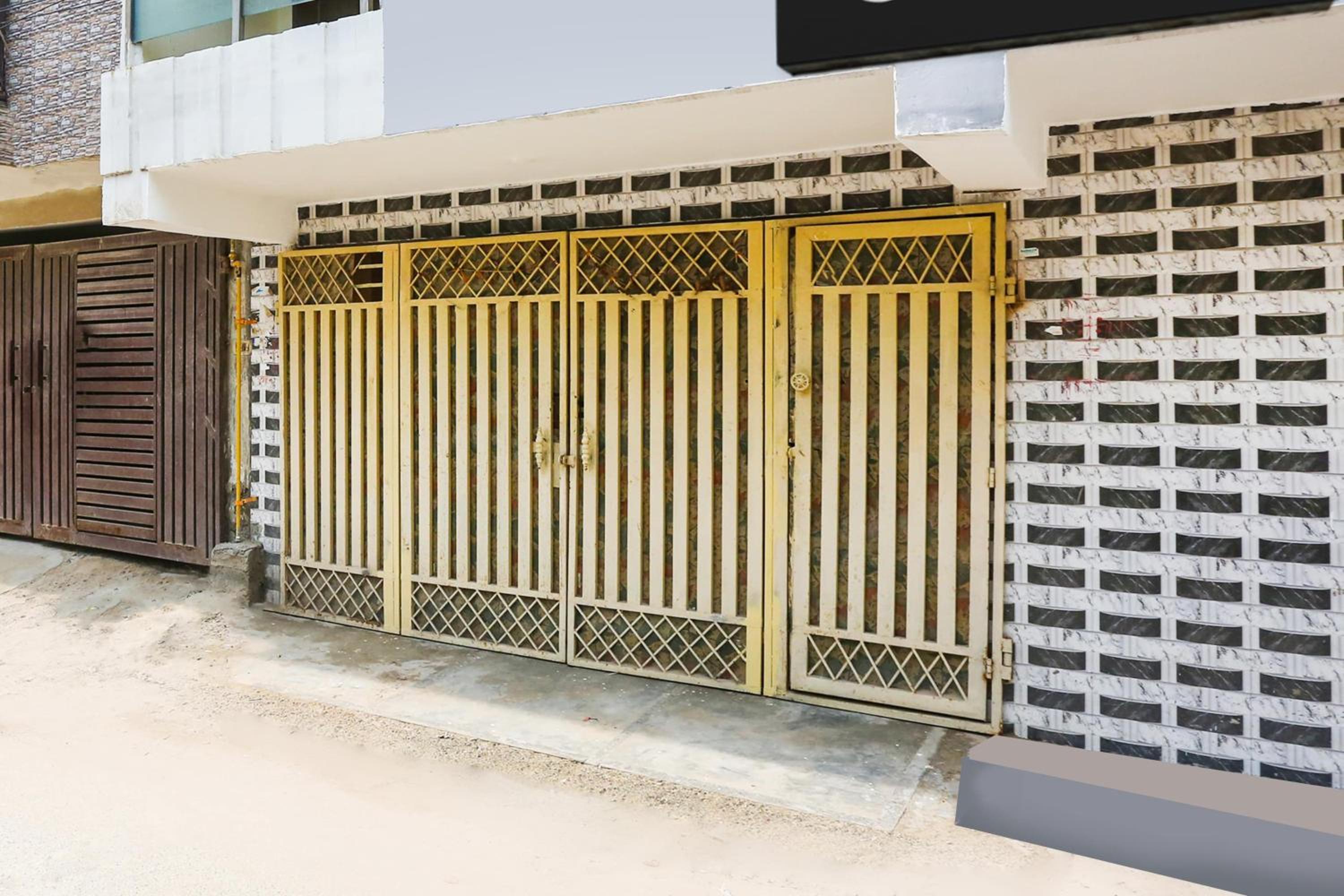 Super Hotel O Dwarka Metro