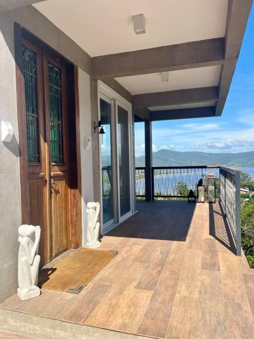 Vista de Casa - Casa com vista para a lagoa