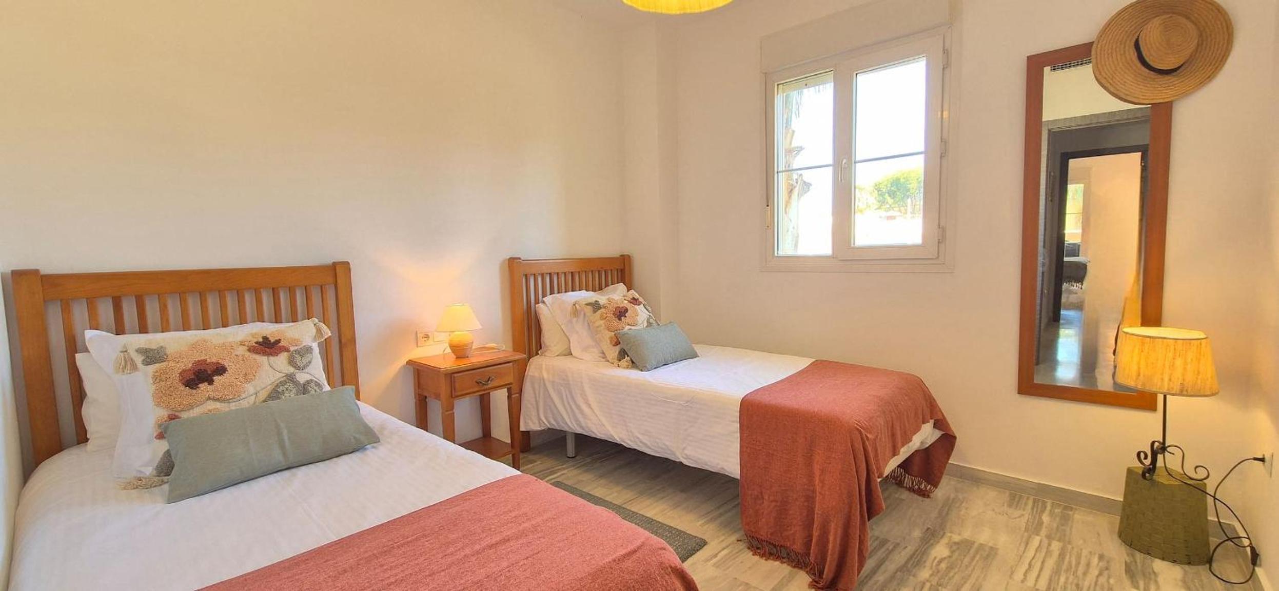 Marbella Vacations - Apartamento en zona Cabopino - Property Image 39