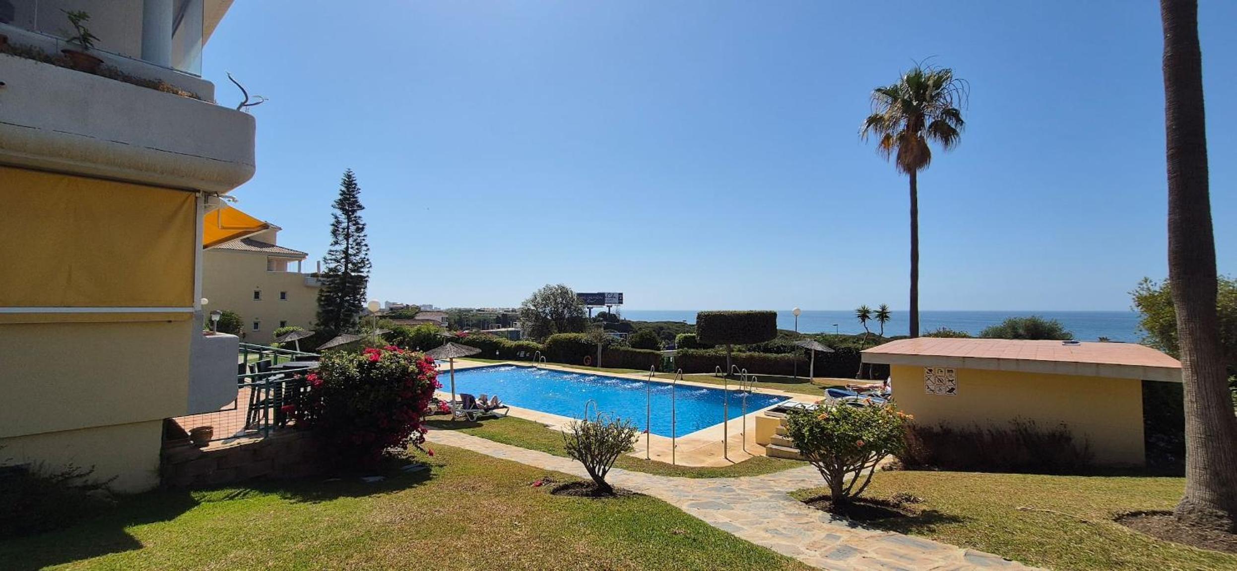 Marbella Vacations - Apartamento en zona Cabopino - Property Image 13