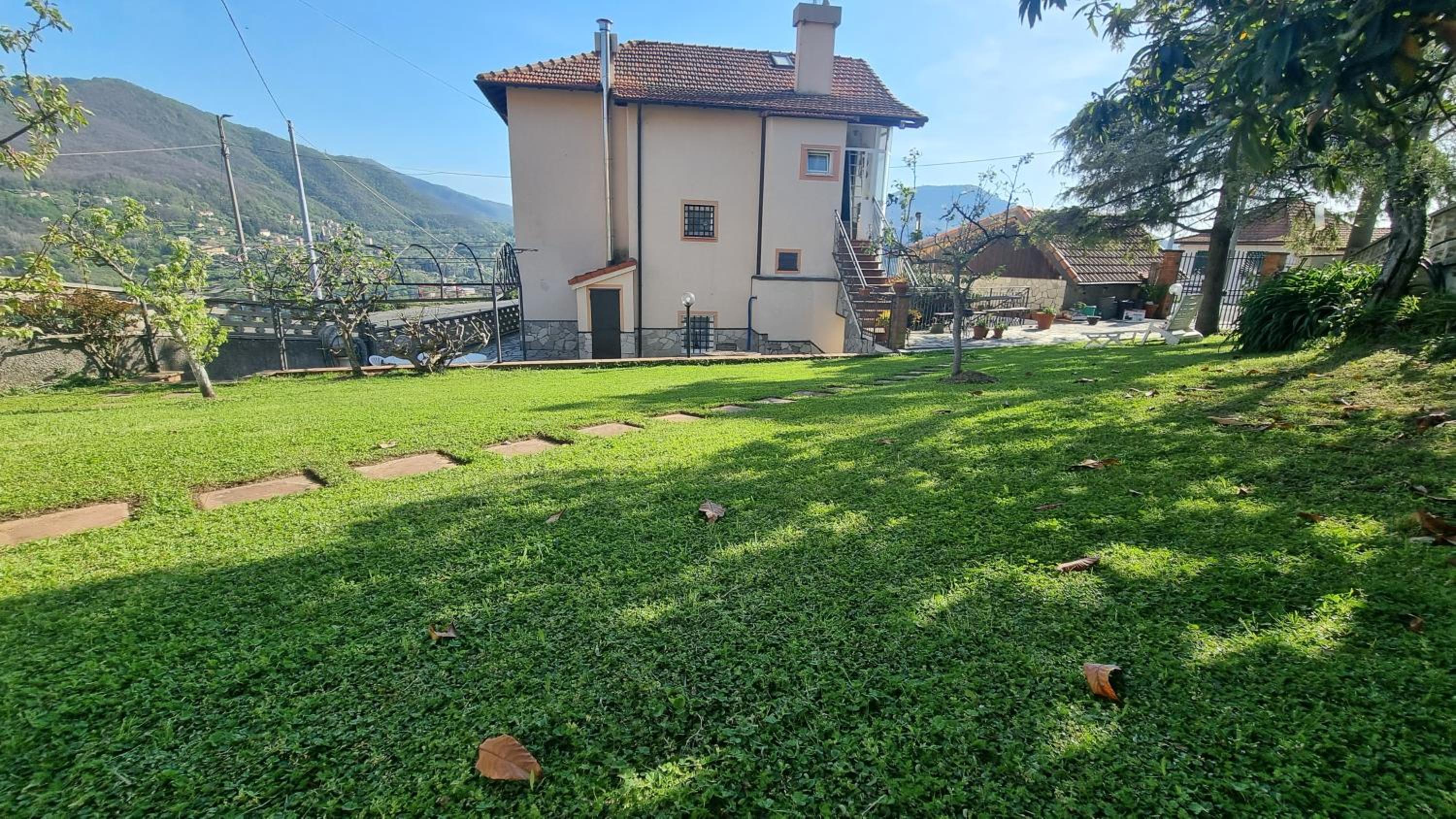 Evergreen House - Japartments