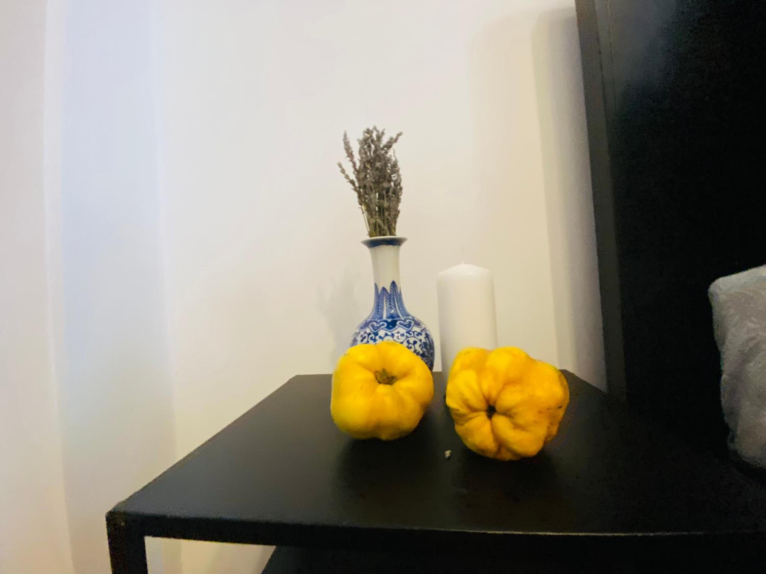 Escape in photos in top centre apartment