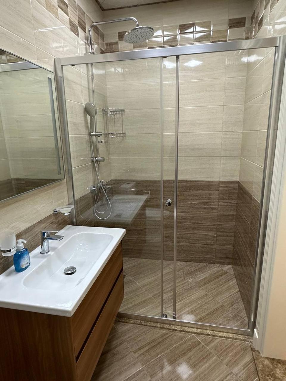 Premium Central Apartments