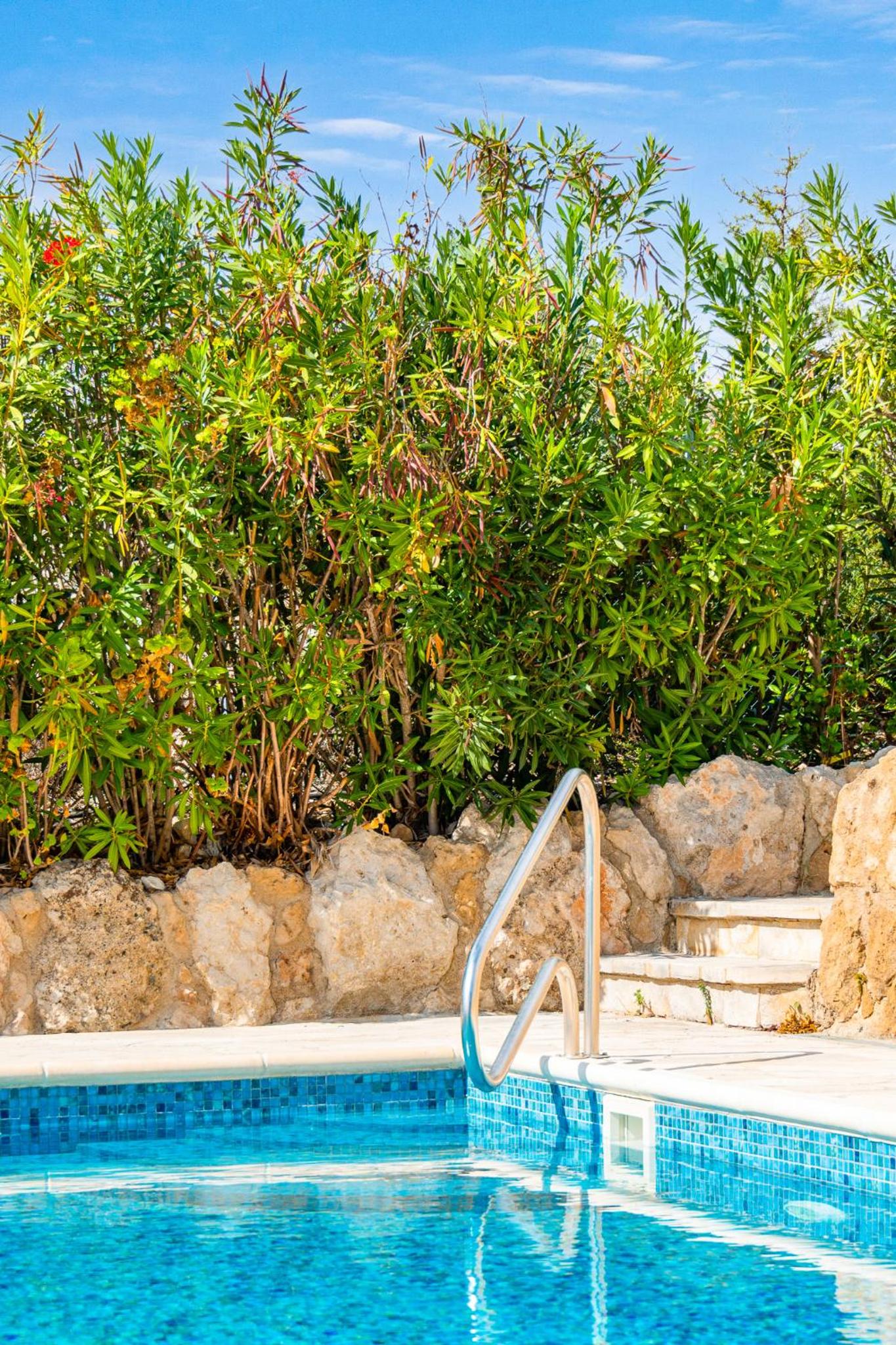 Villa Aris by Ezoria Villas