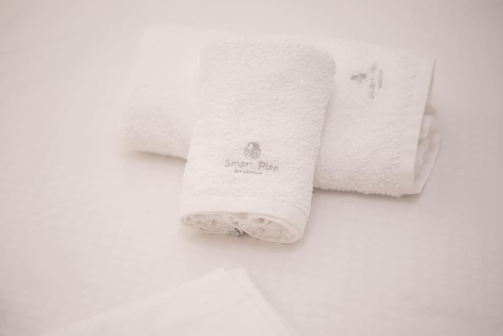 White Luxe Suite in Kolonaki