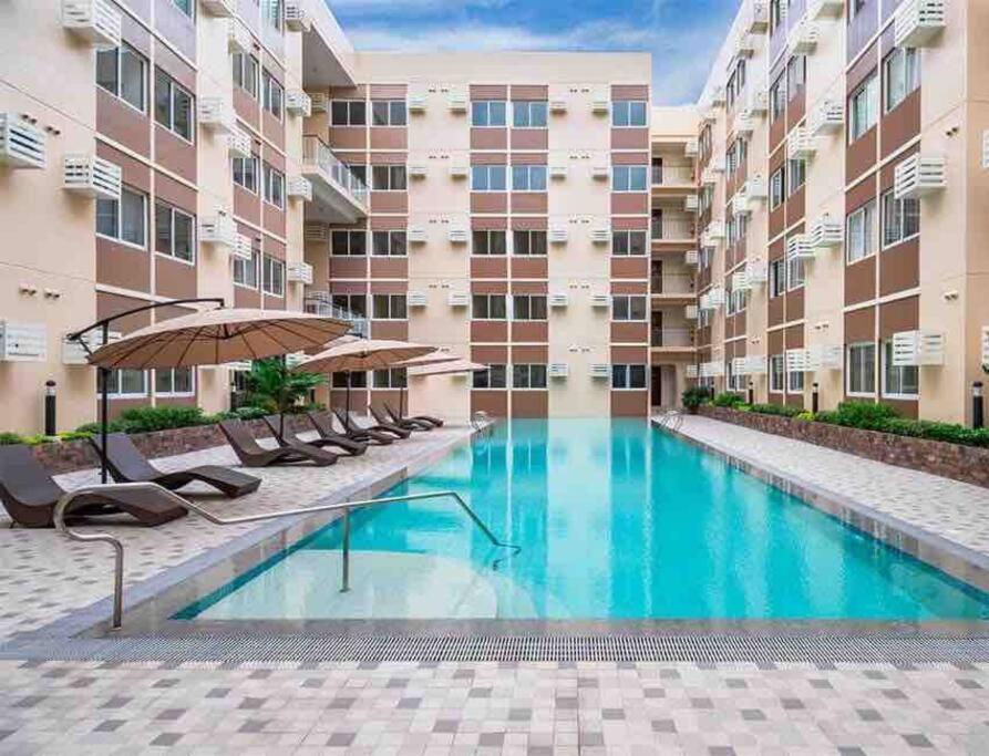 Greenside Gateway Affordable Condo in Silang