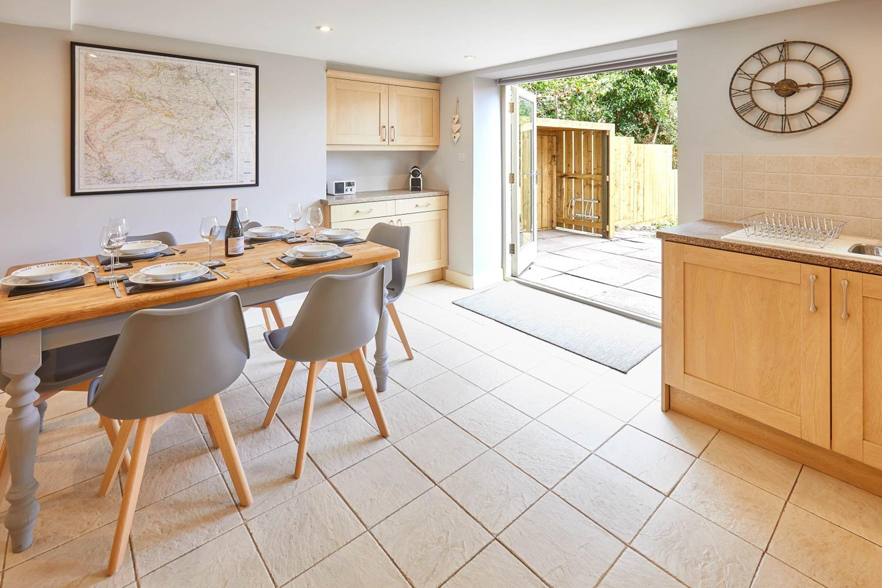 Just The Place River View 3 BR Cottage in Masham view 3