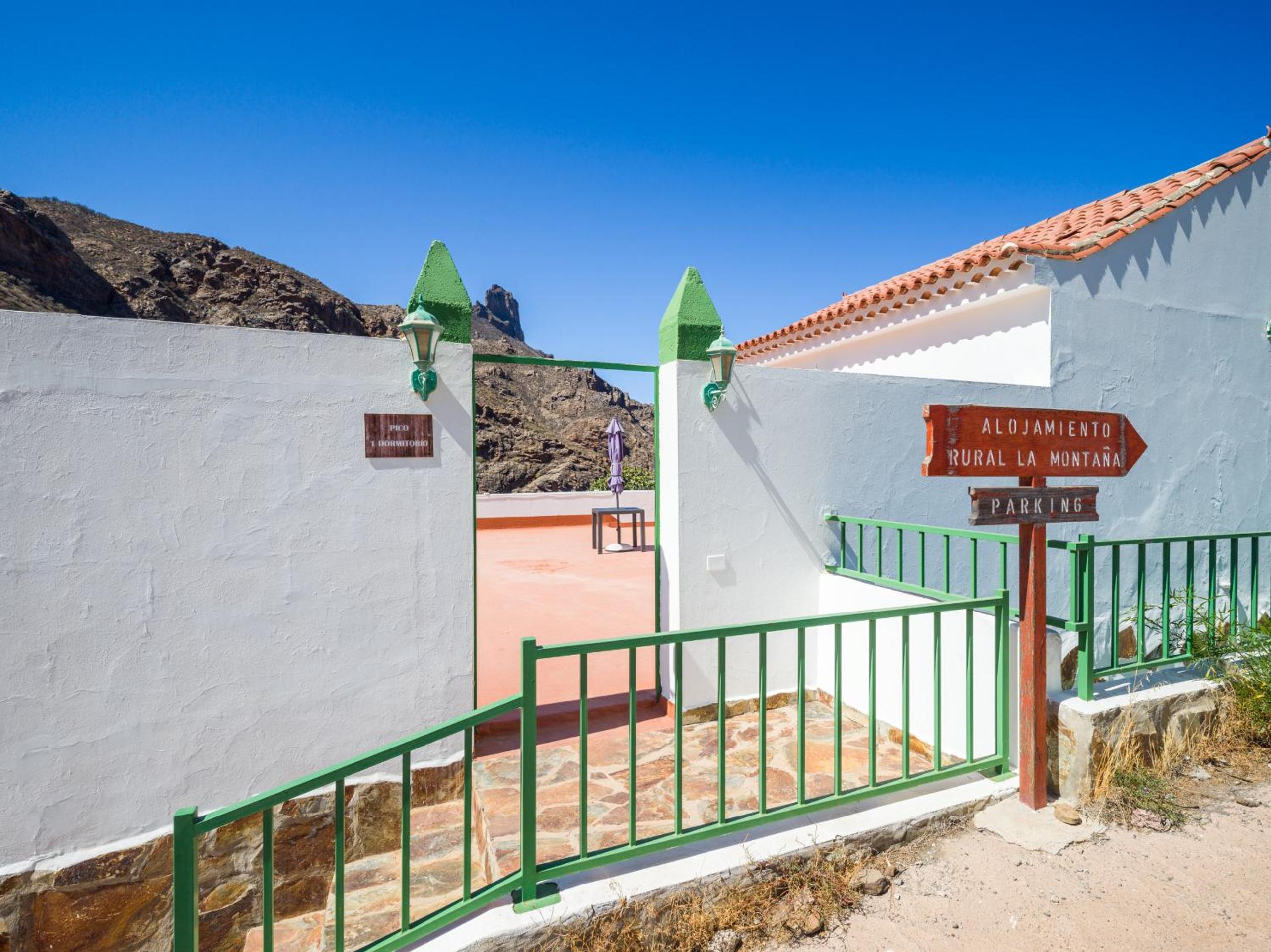 Photo 51