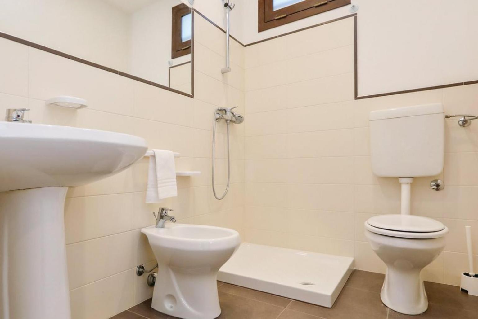 Dune en Scicli — bathroom
