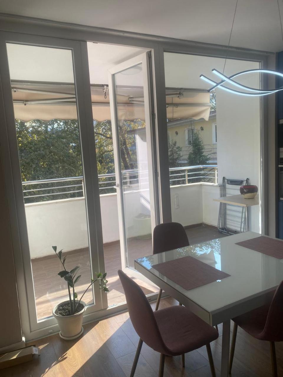 Jolie Center Apartment 2