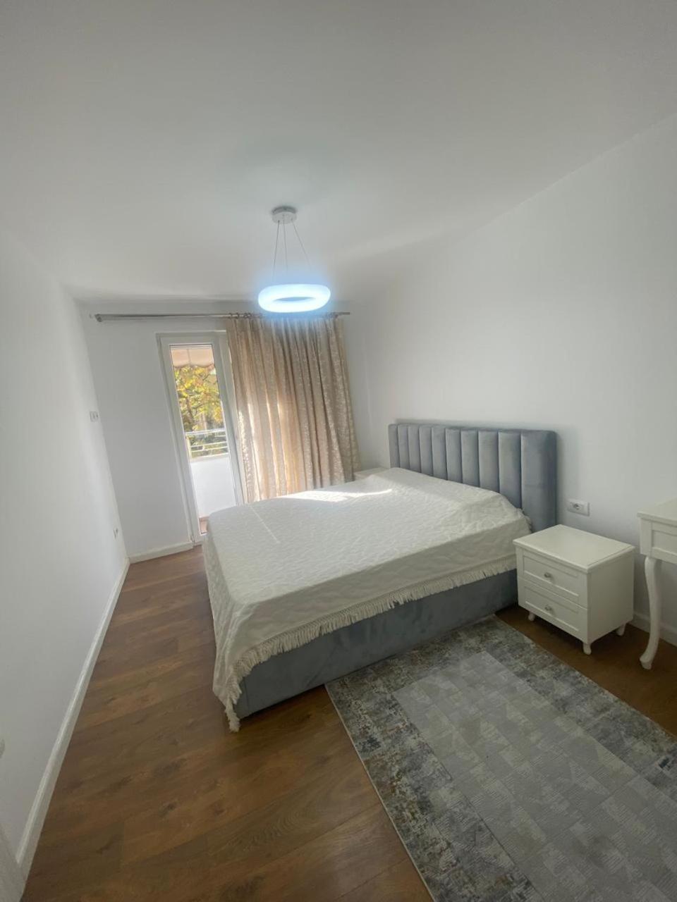 Jolie Center Apartment 2