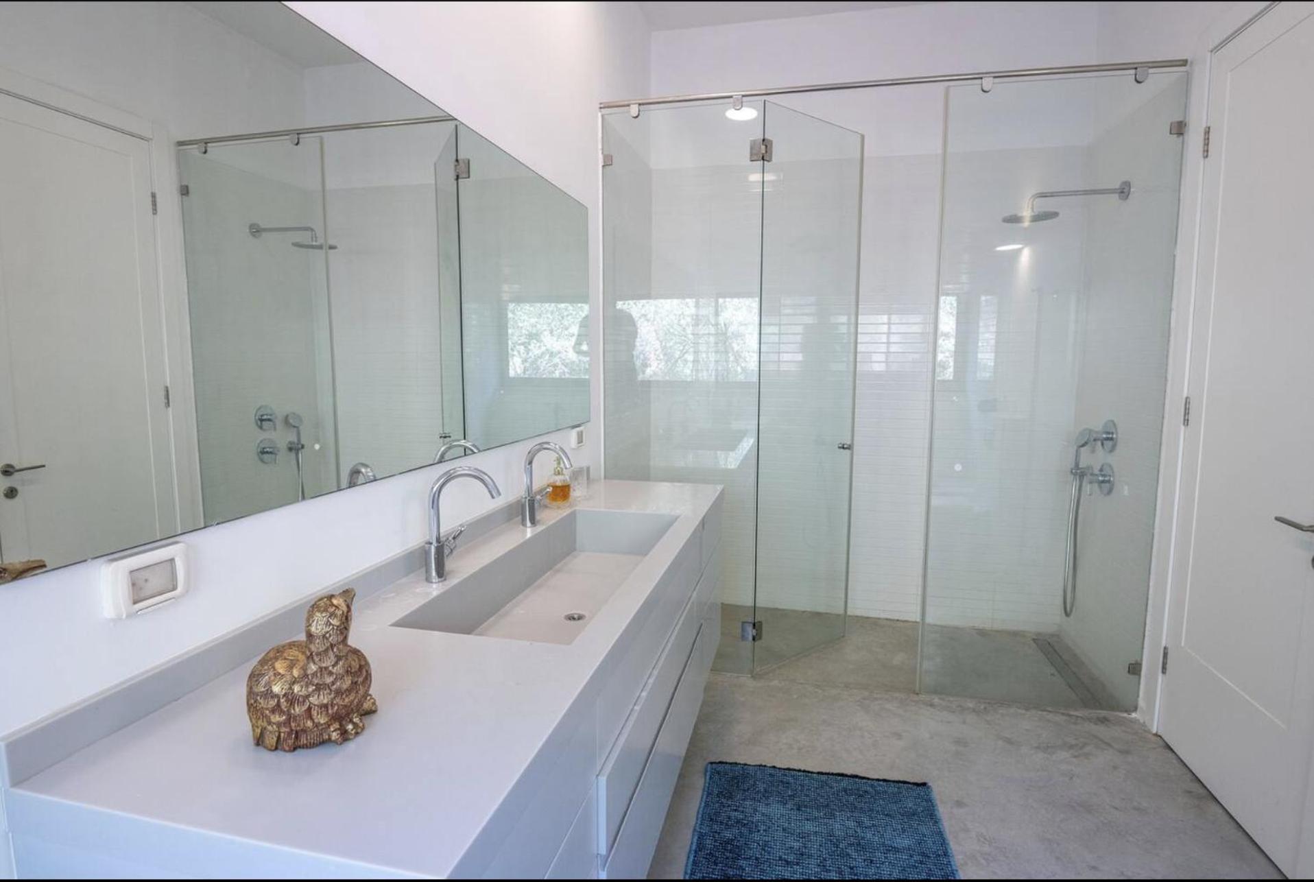 New Luxurious Villa in Kerem Maharal view 2