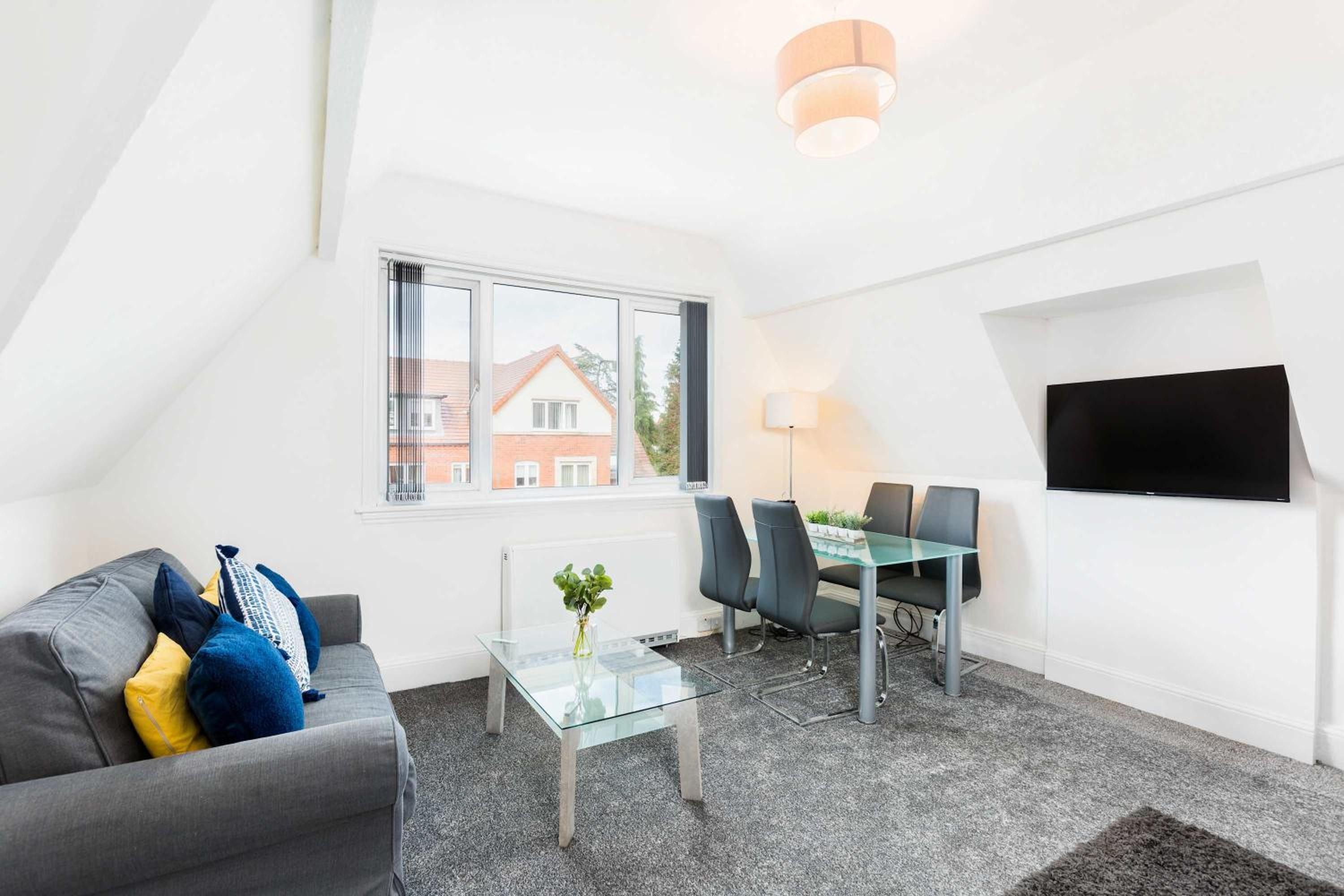 SAPPHIRE Suite Moseley Mews, Birmingham By STAE-Homes
