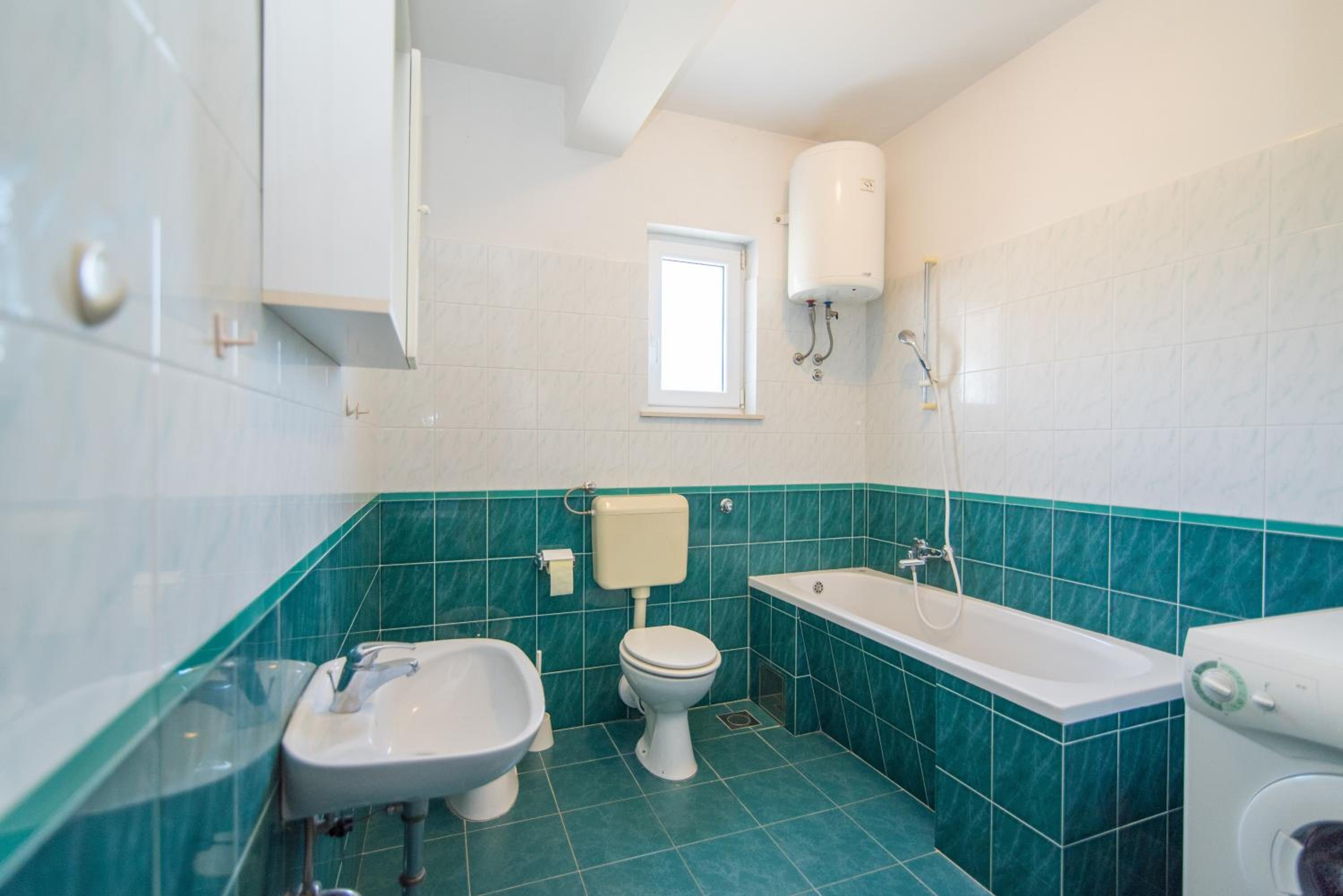 Comfortable Kastel Stafilic Apartment with Balcony