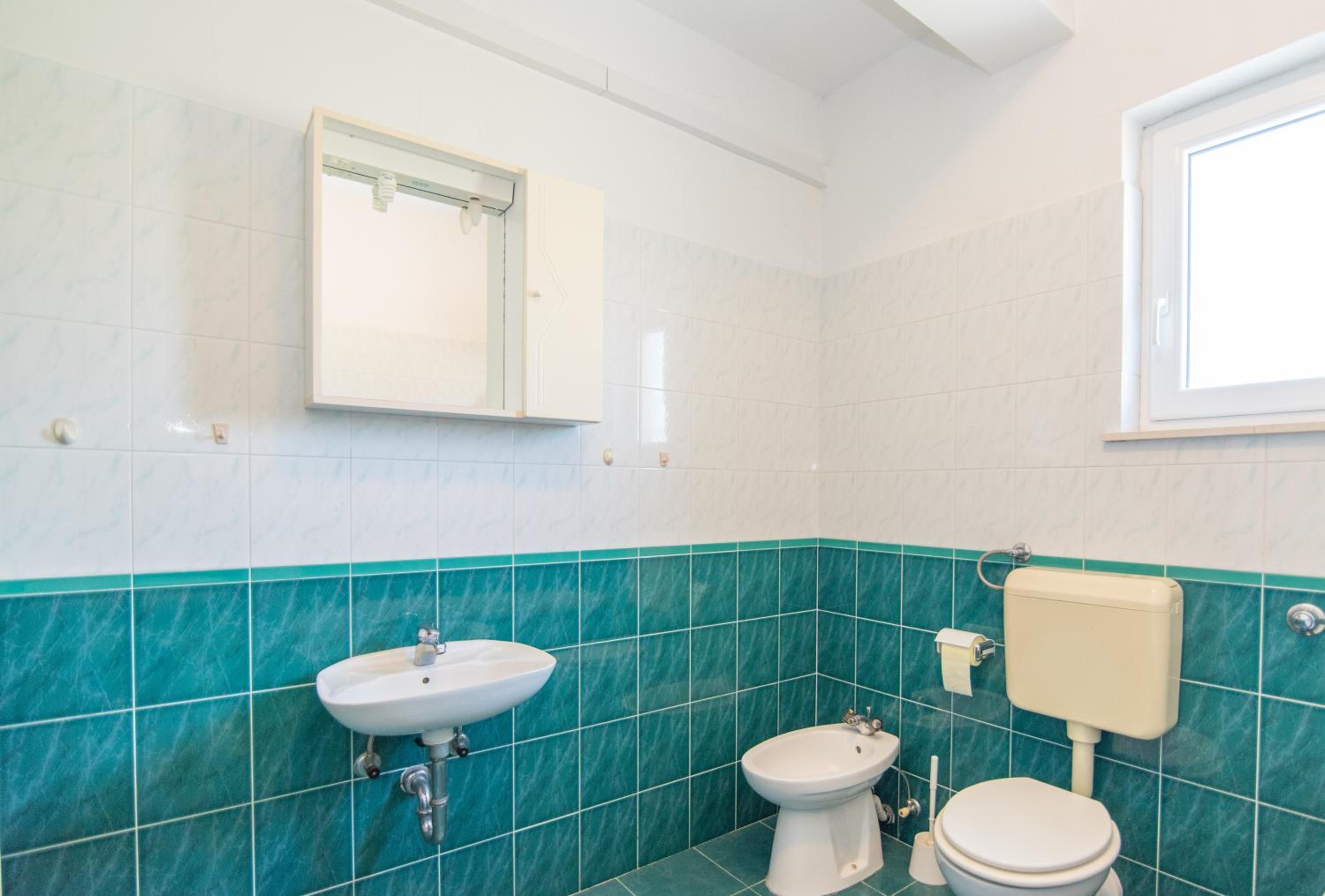 Comfortable Kastel Stafilic Apartment with Balcony