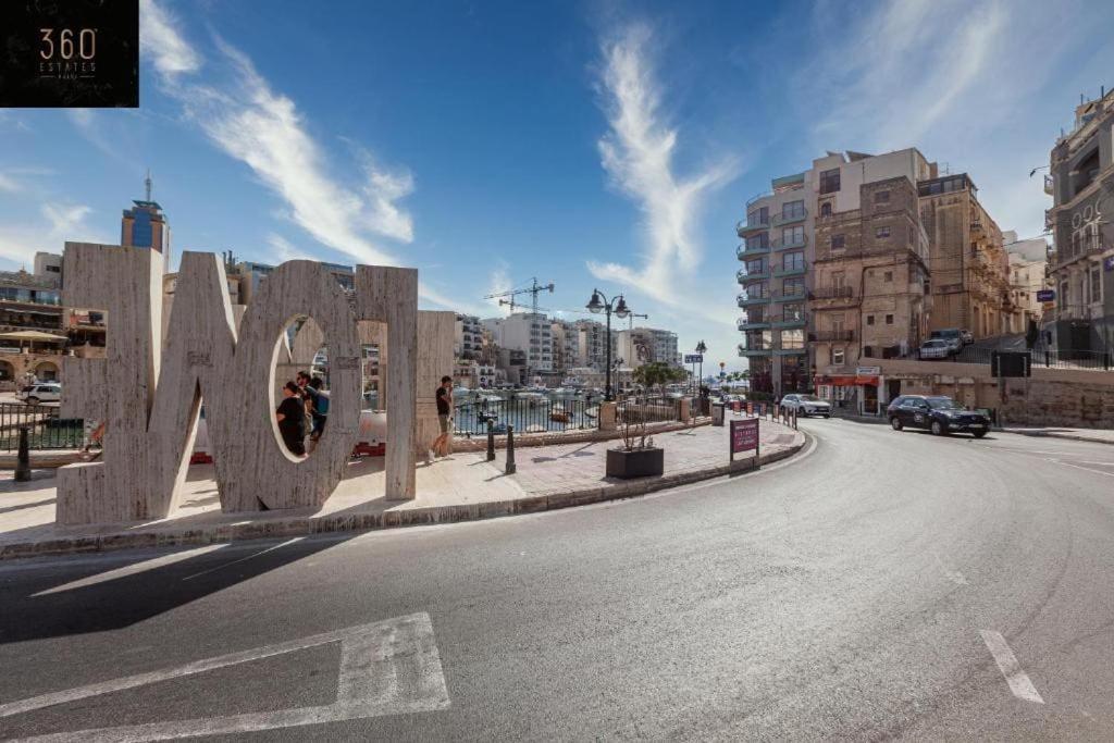 Central 1BR Penthouse with Terrace in St Julians by 360 Estates photo 2