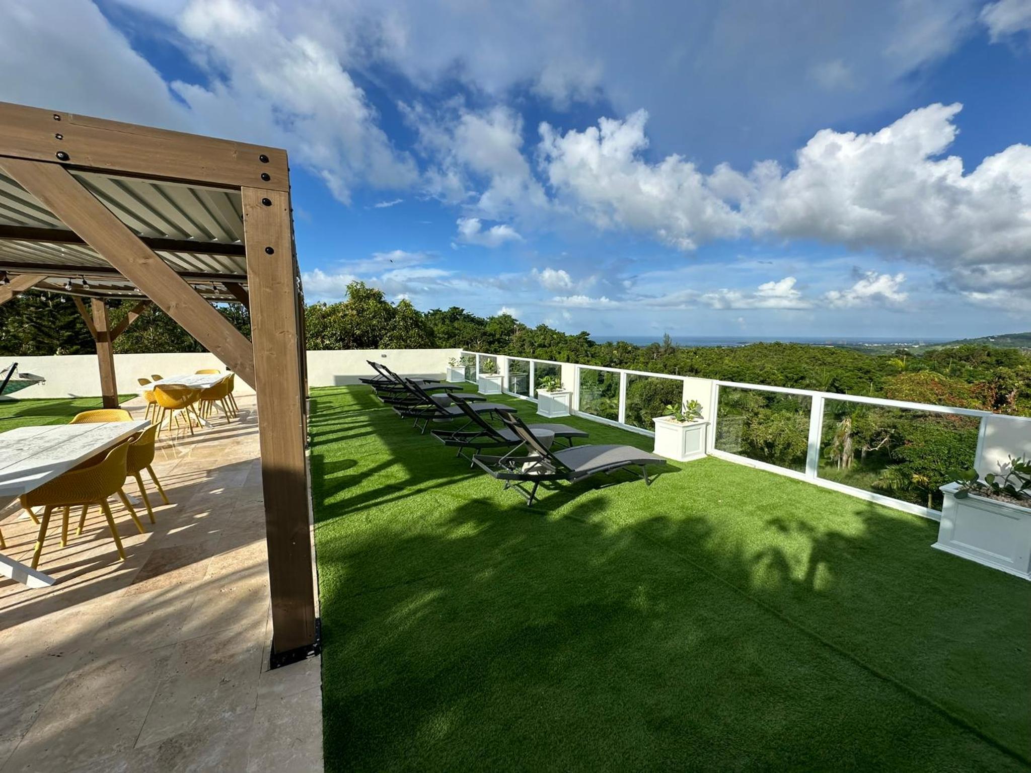 Haven View - Serene Private Rainforest Escape
